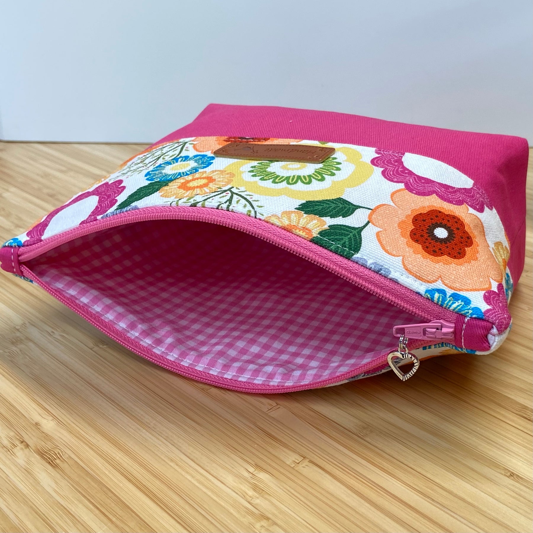 Retro Two-Tone Zipper Pouch - Bright Flowers
