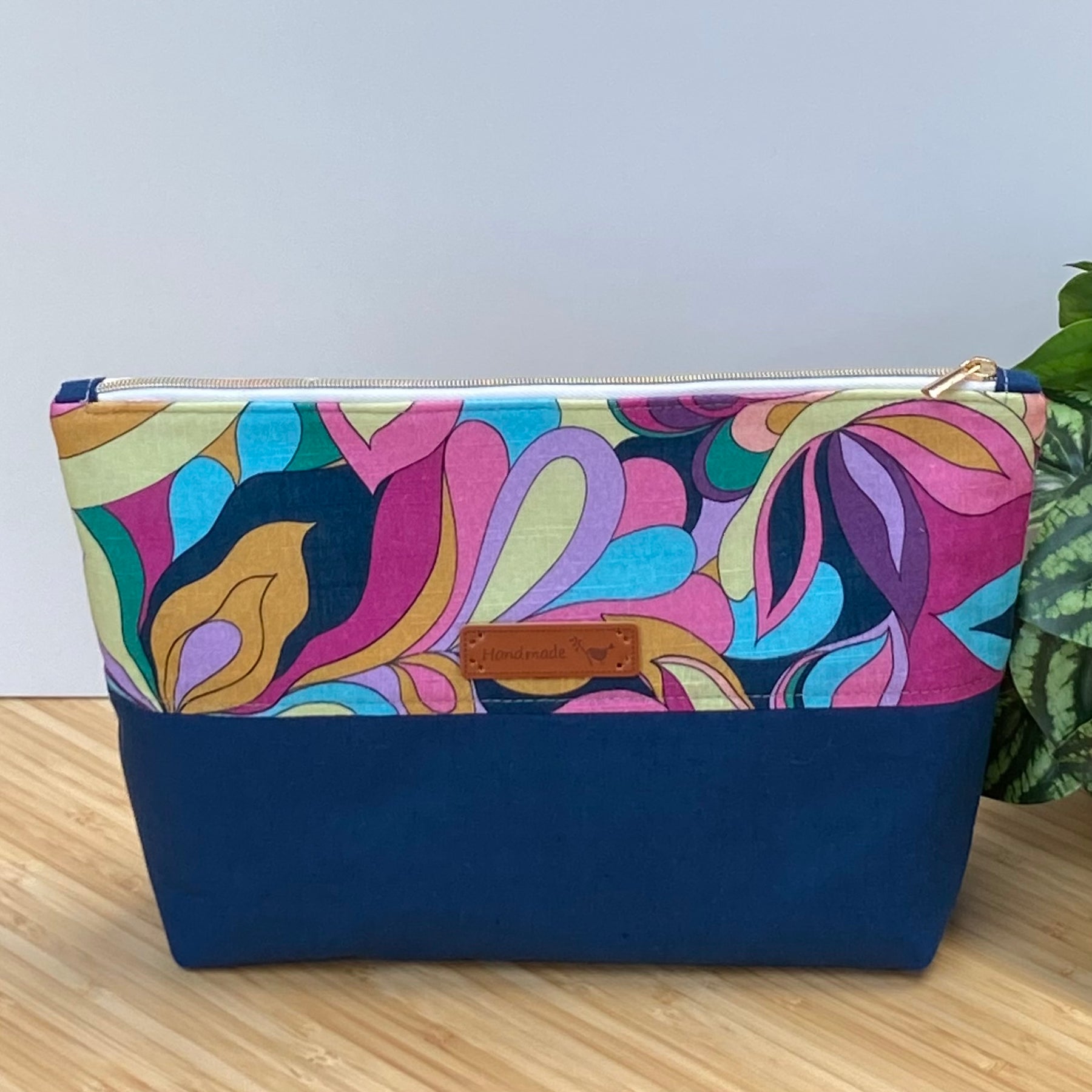 Retro Two-Tone Zipper Pouch - Groovy
