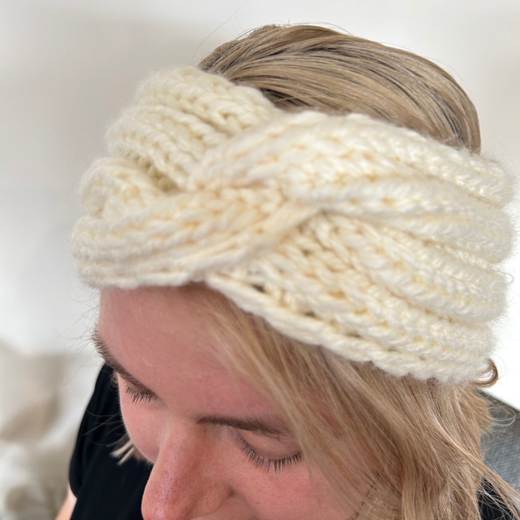 Hand Knitted Wool Mix Headband - Winter White Twist