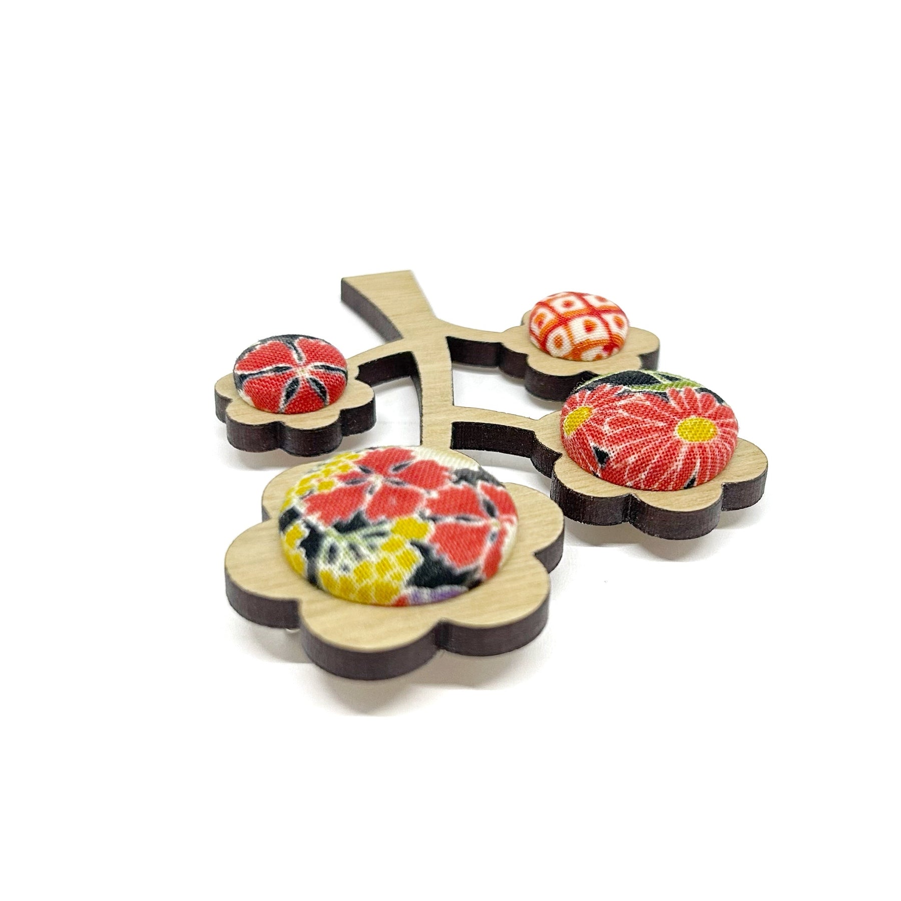 Kimono Tree Brooch - Red Florals