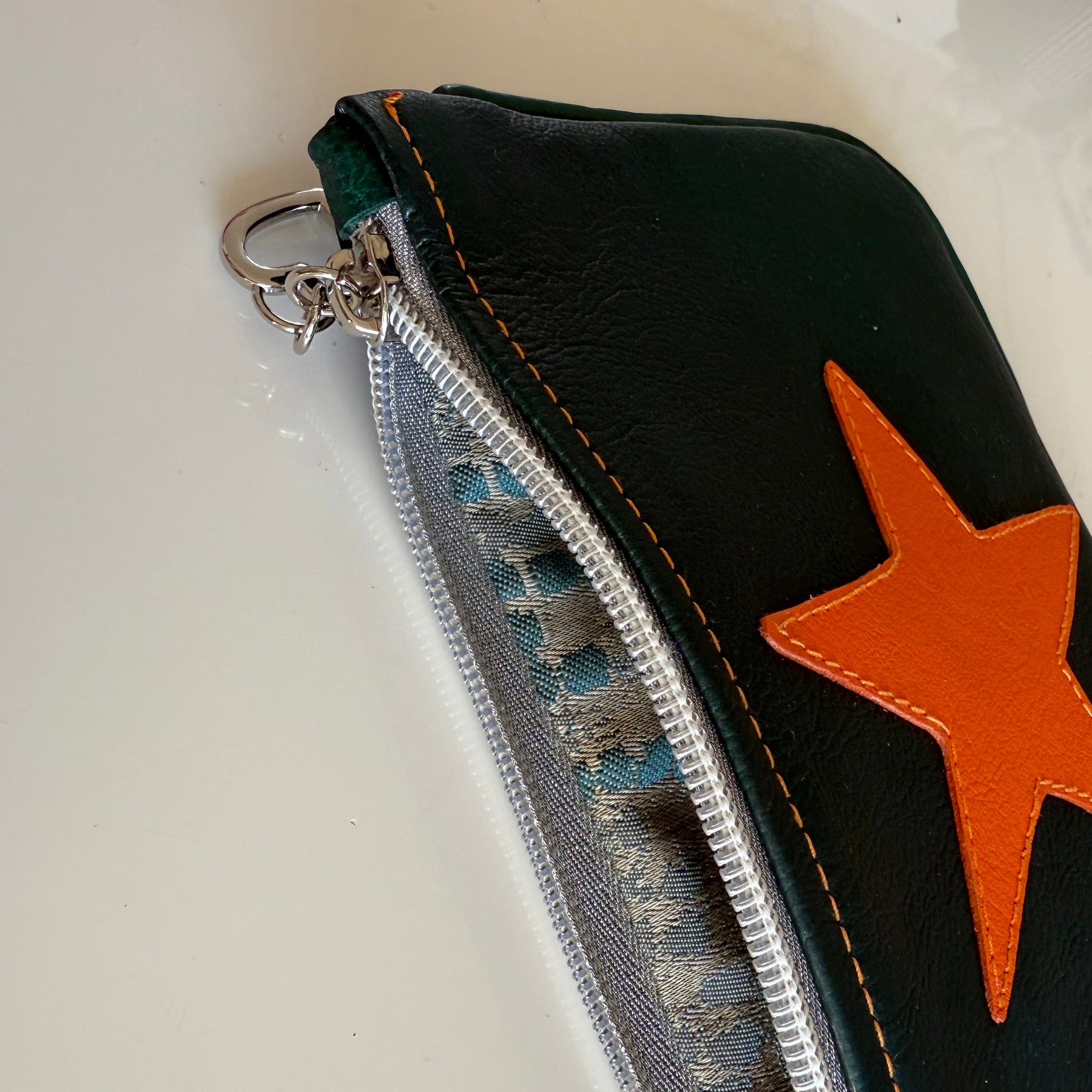 Makeup bag / pouch ‘Orange star’