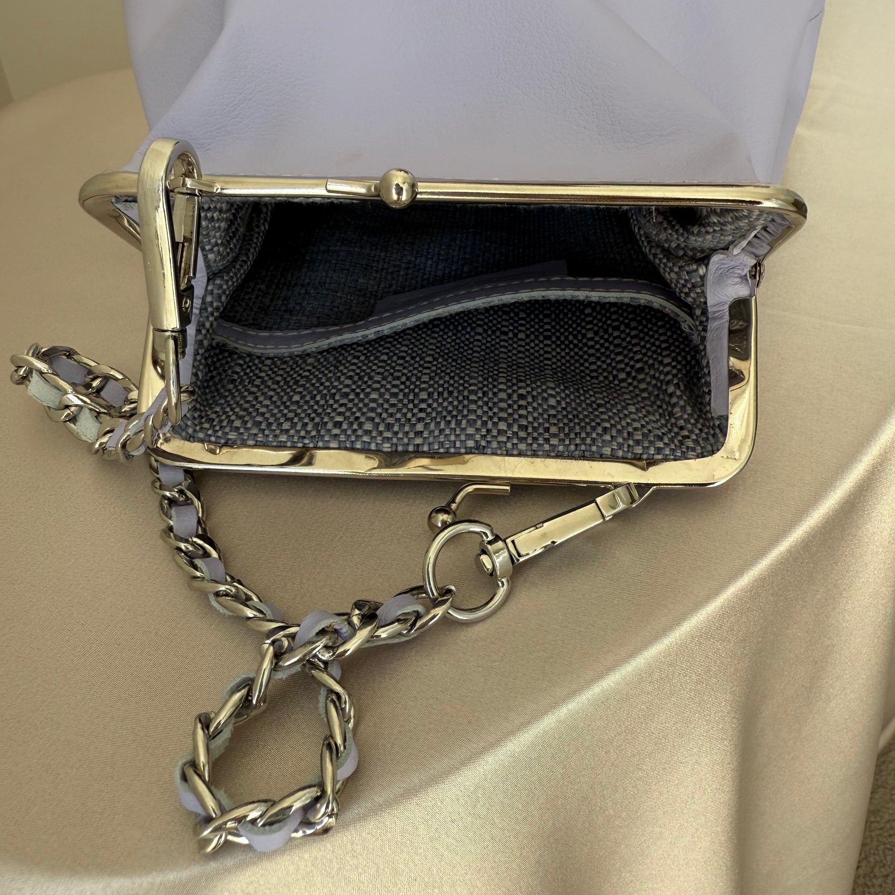 Metal frame ‘Lavender lollipop’ purse