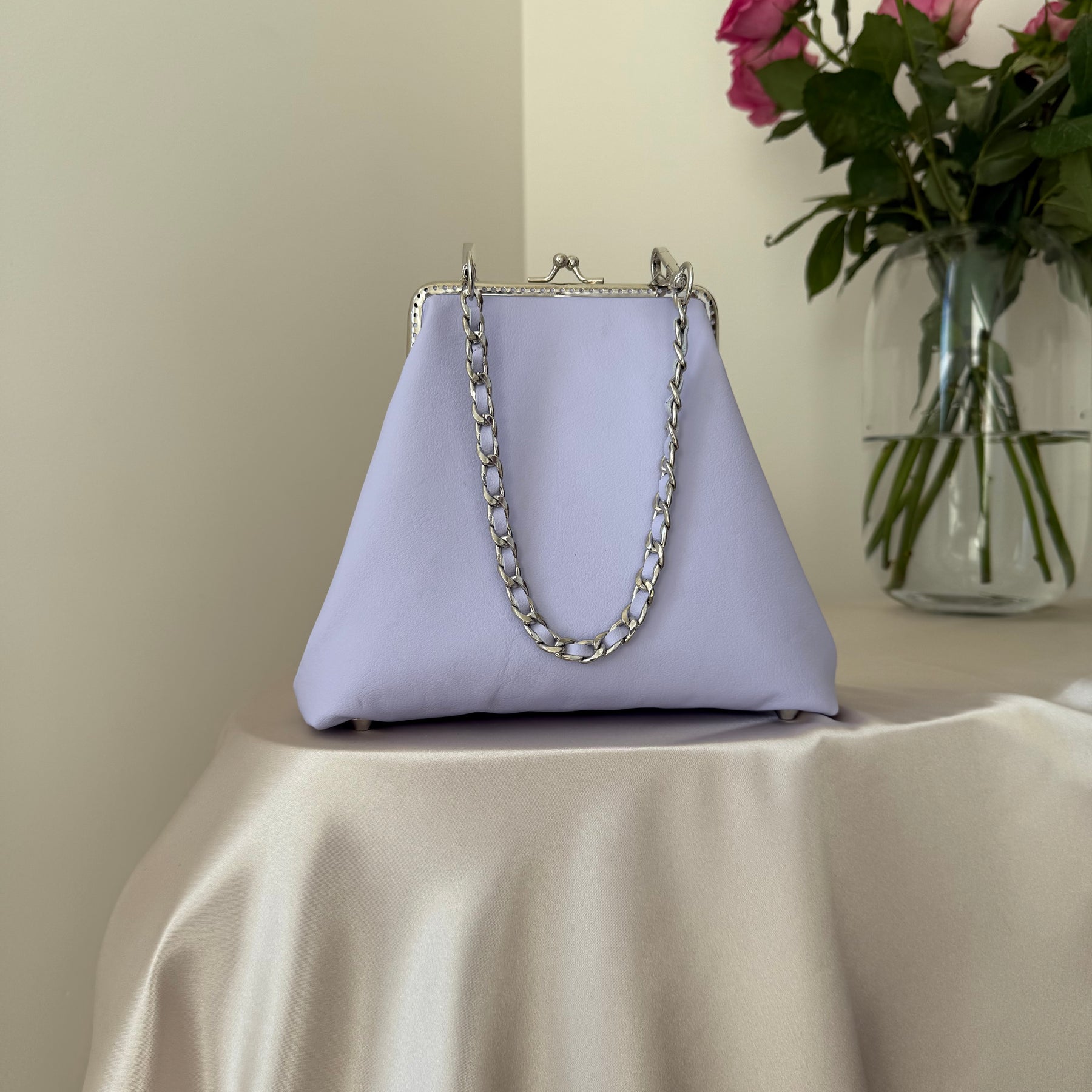 Metal frame ‘Lavender lollipop’ purse