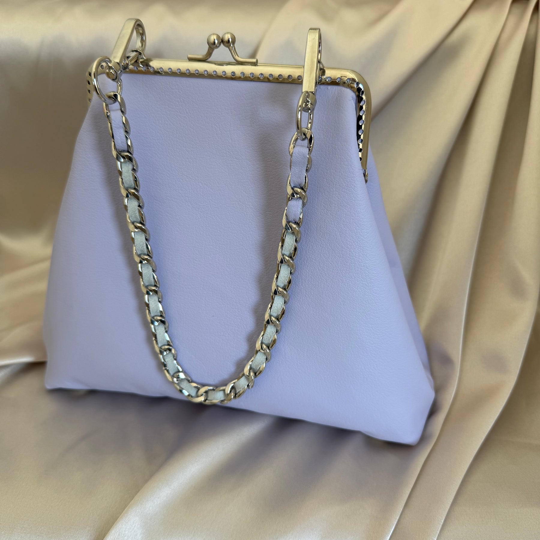 Metal frame ‘Lavender lollipop’ purse