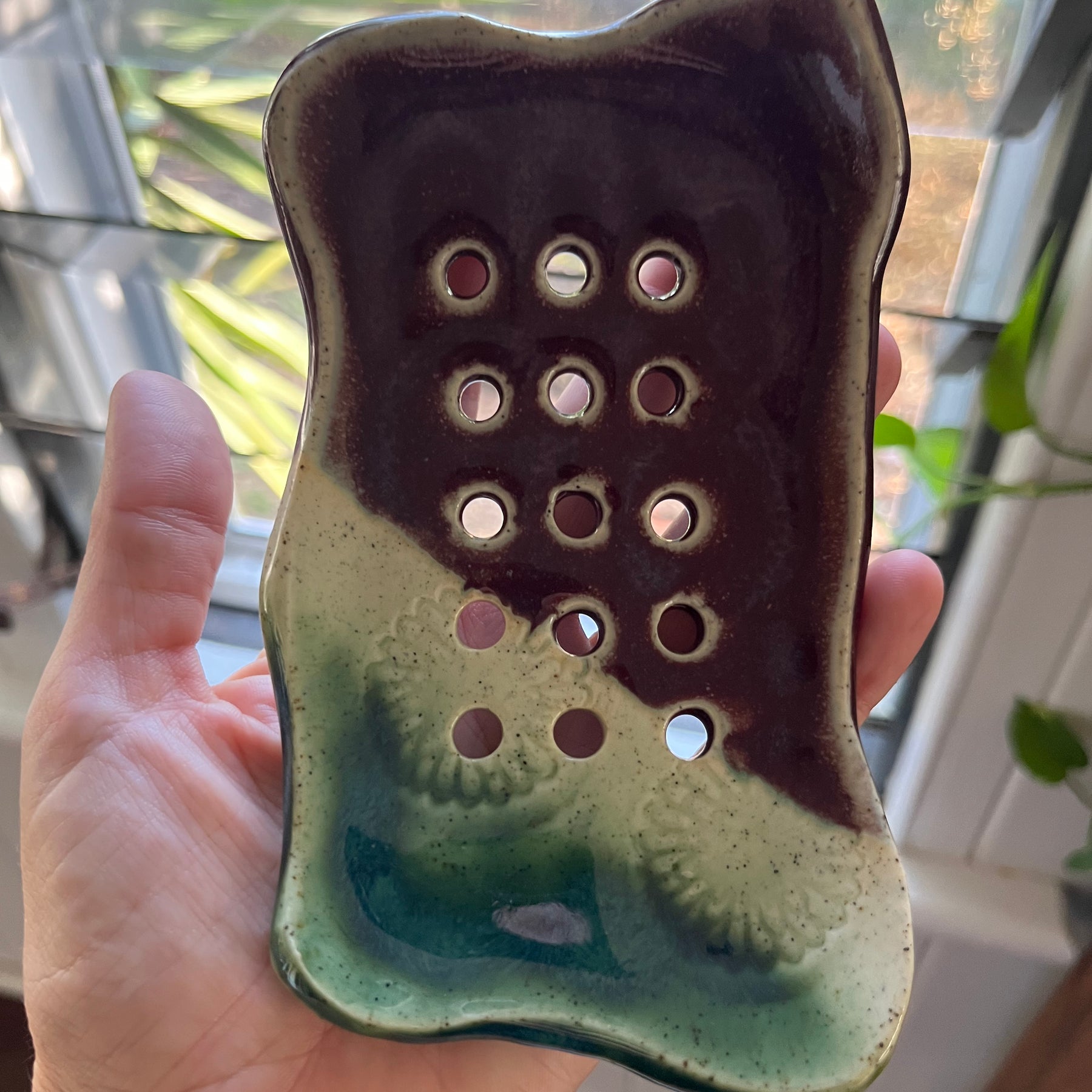 Pottery Soap Dish - Maroon & Green