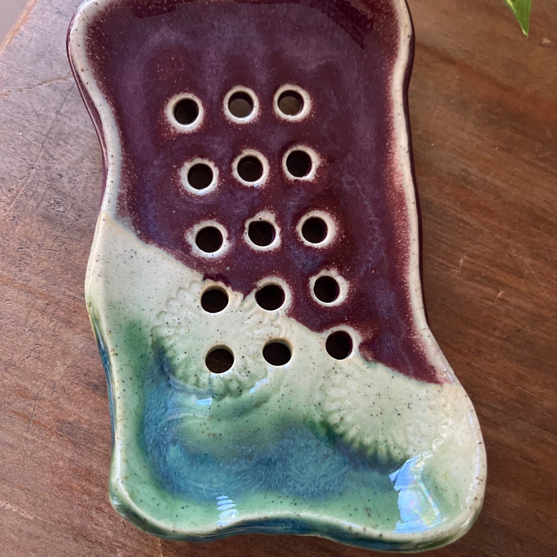 Pottery Soap Dish - Maroon & Green