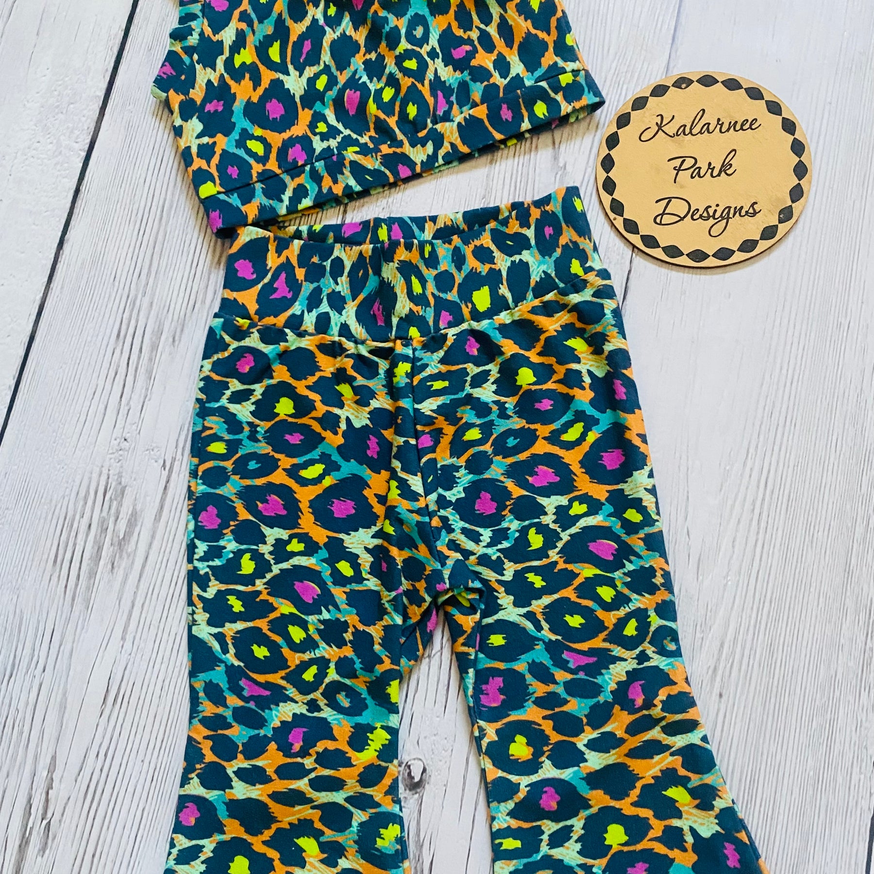 Groovy Spots One Shoulder Tank and Flares Two Piece Set Size 2