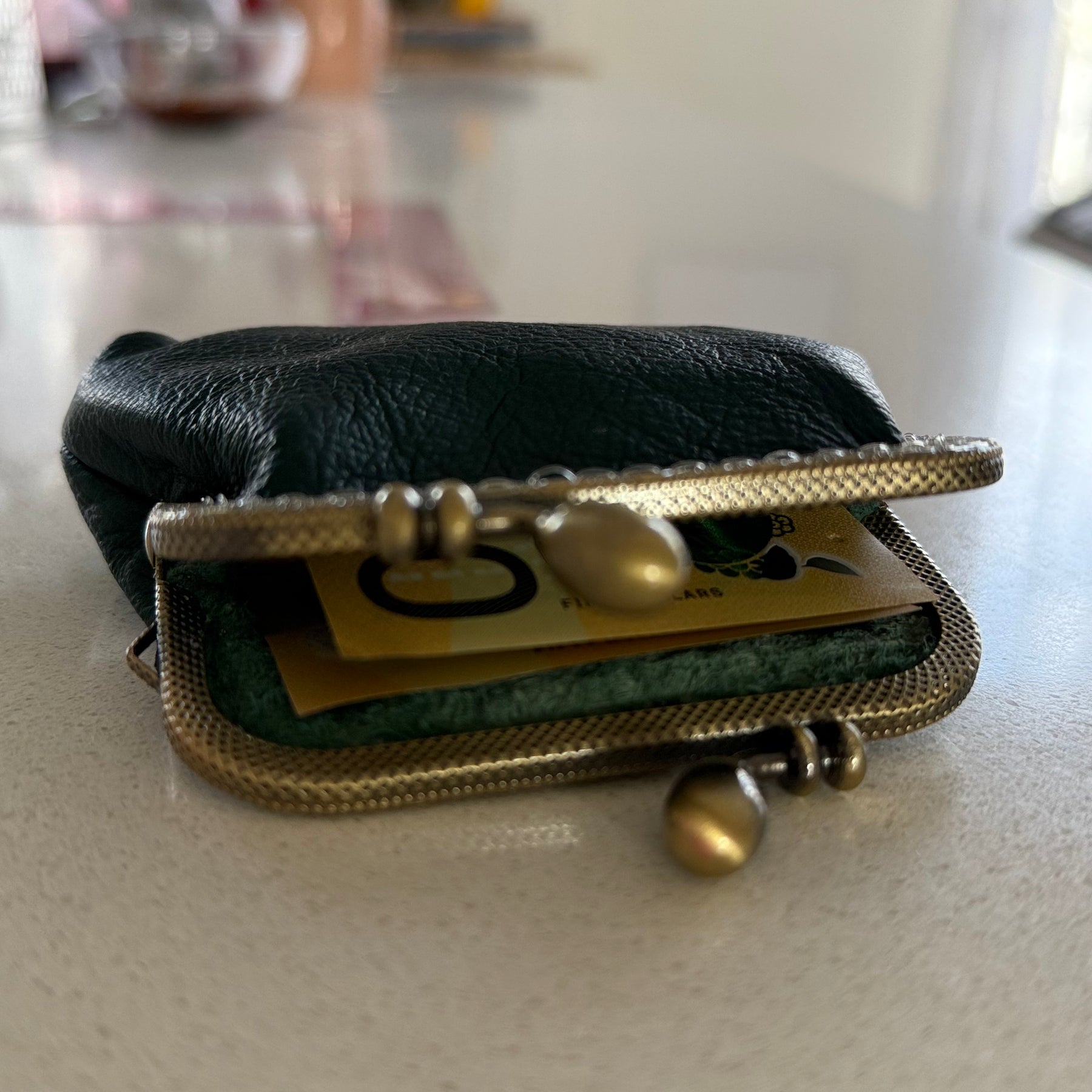 Small retro style leather coin purse