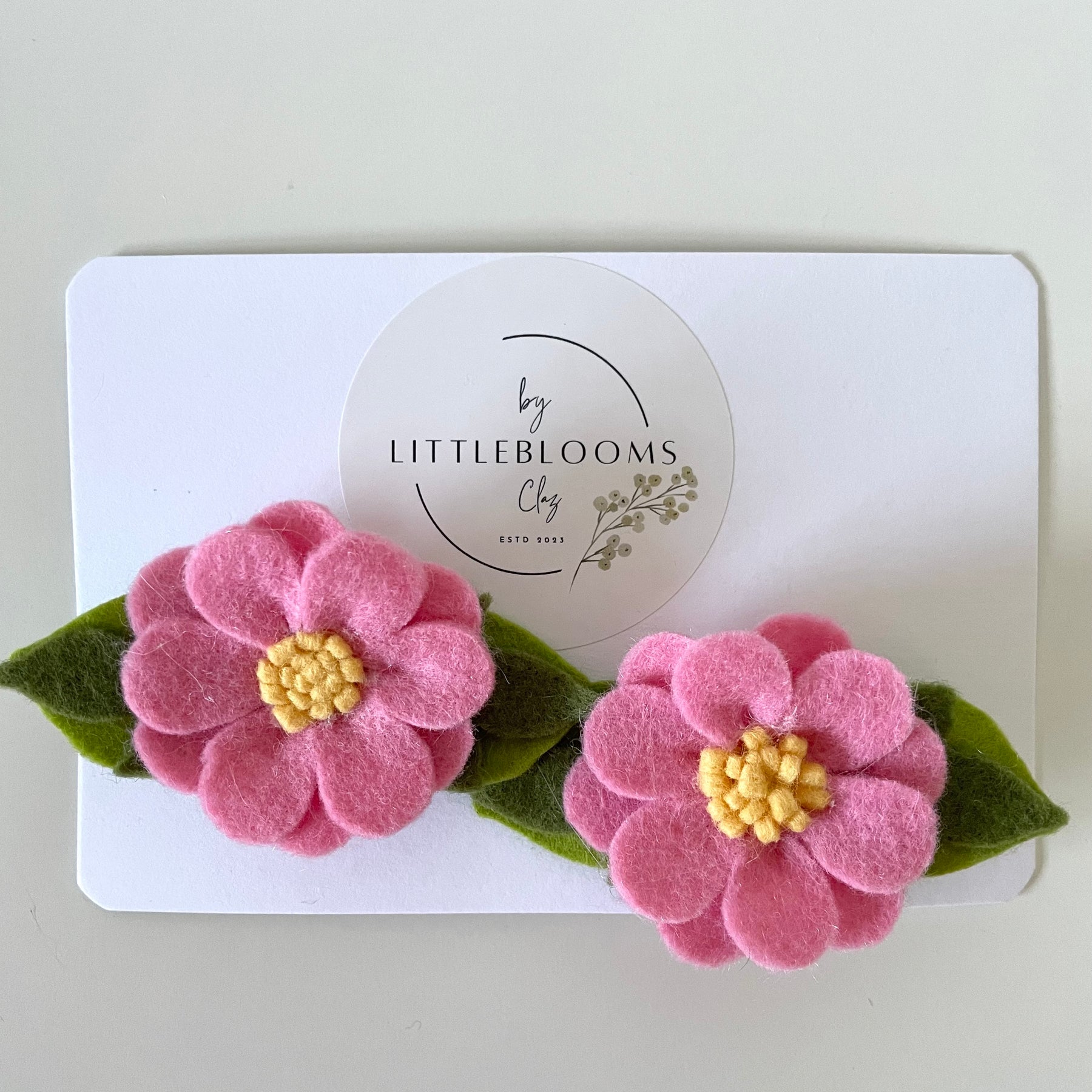 Set of 2 Daisies clip set