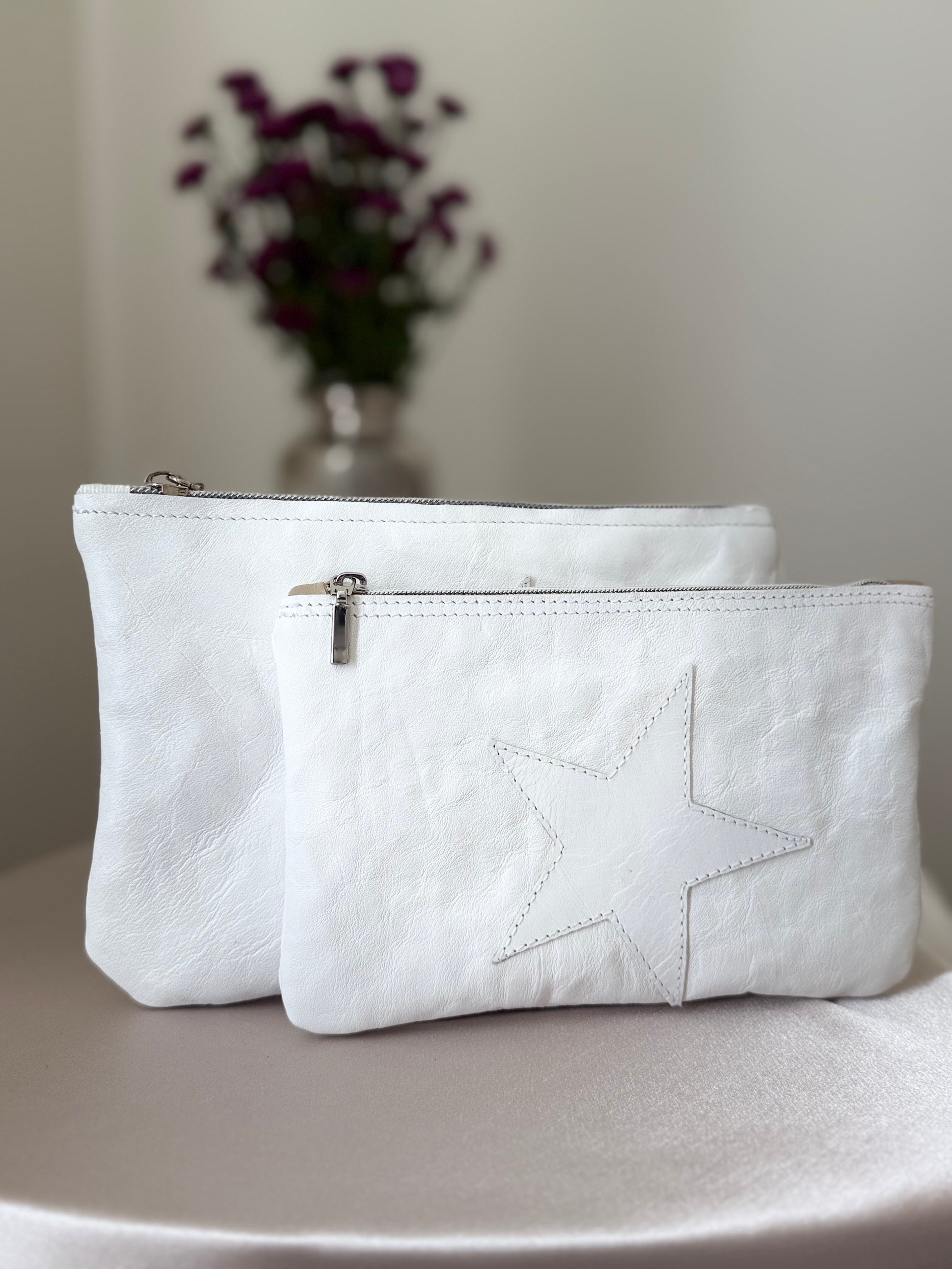 White crinkled leather pouch size L