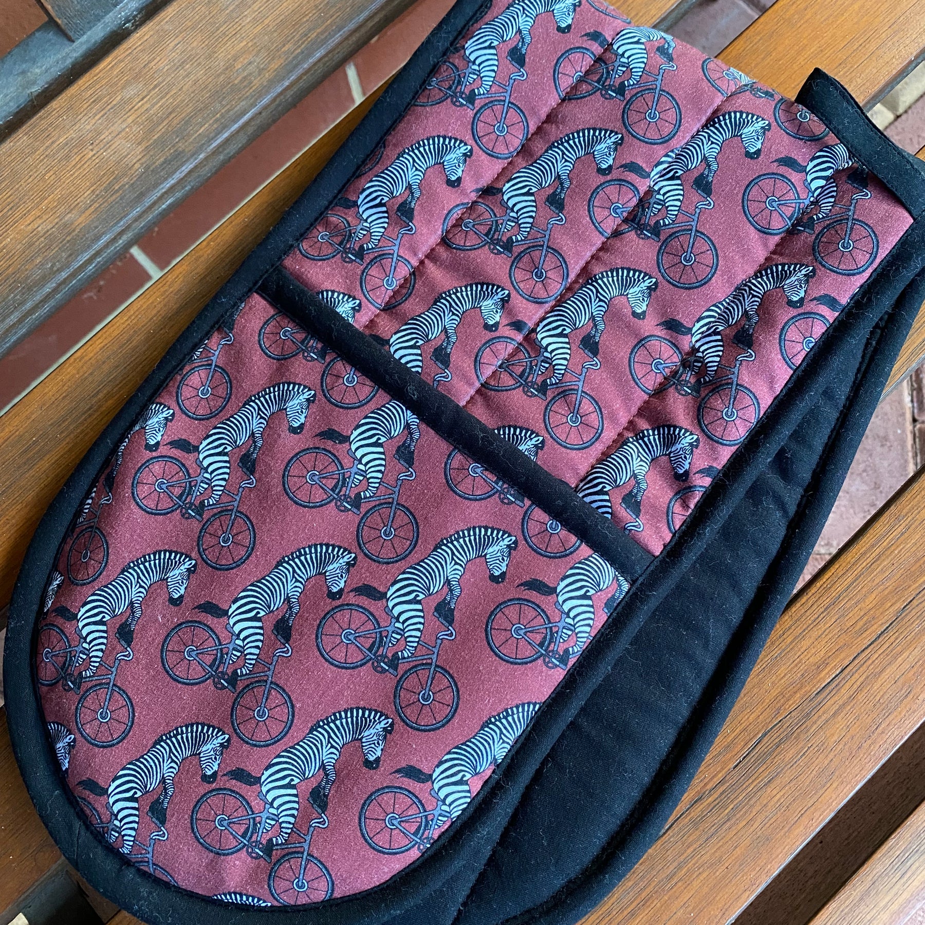 Zebra Double Oven Glove