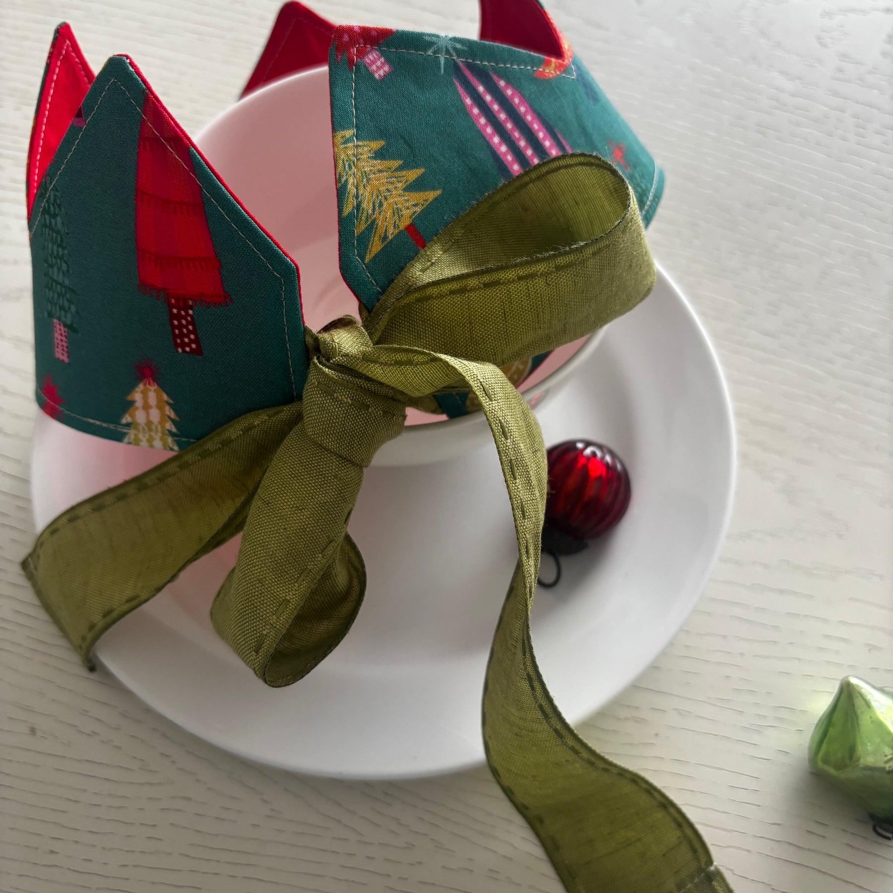 Fabric double sided Christmas Crown sustainability