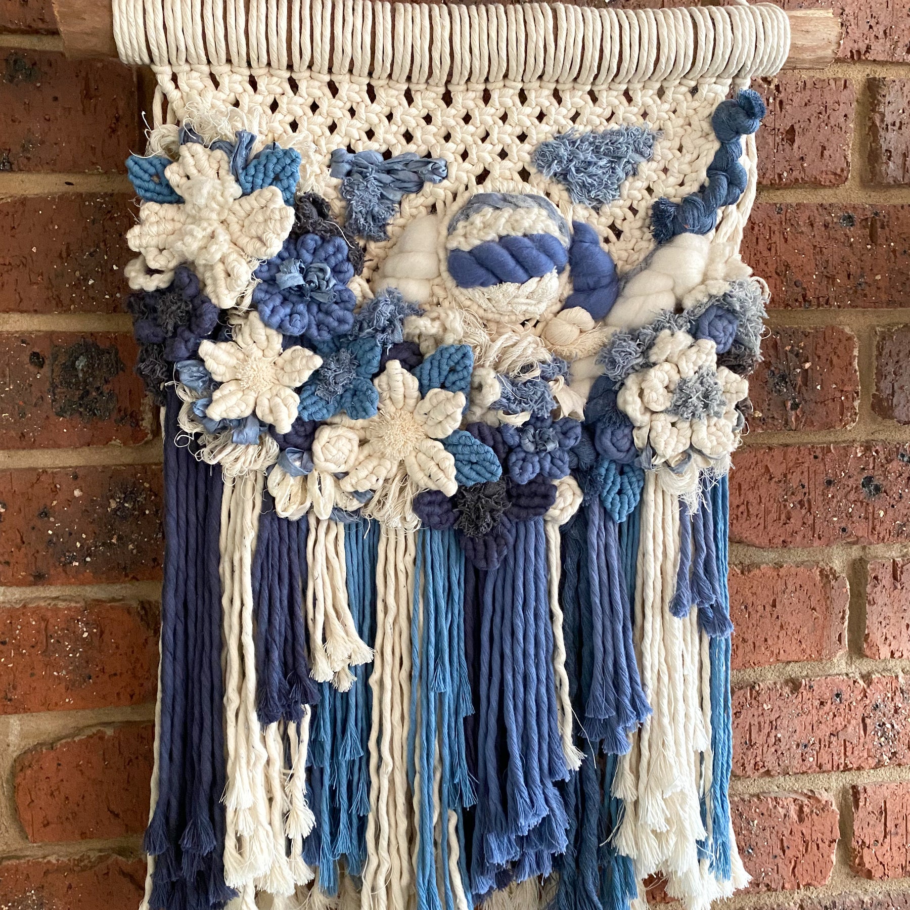 Macrame Floral Wall Hanging - Beautiful Blues
