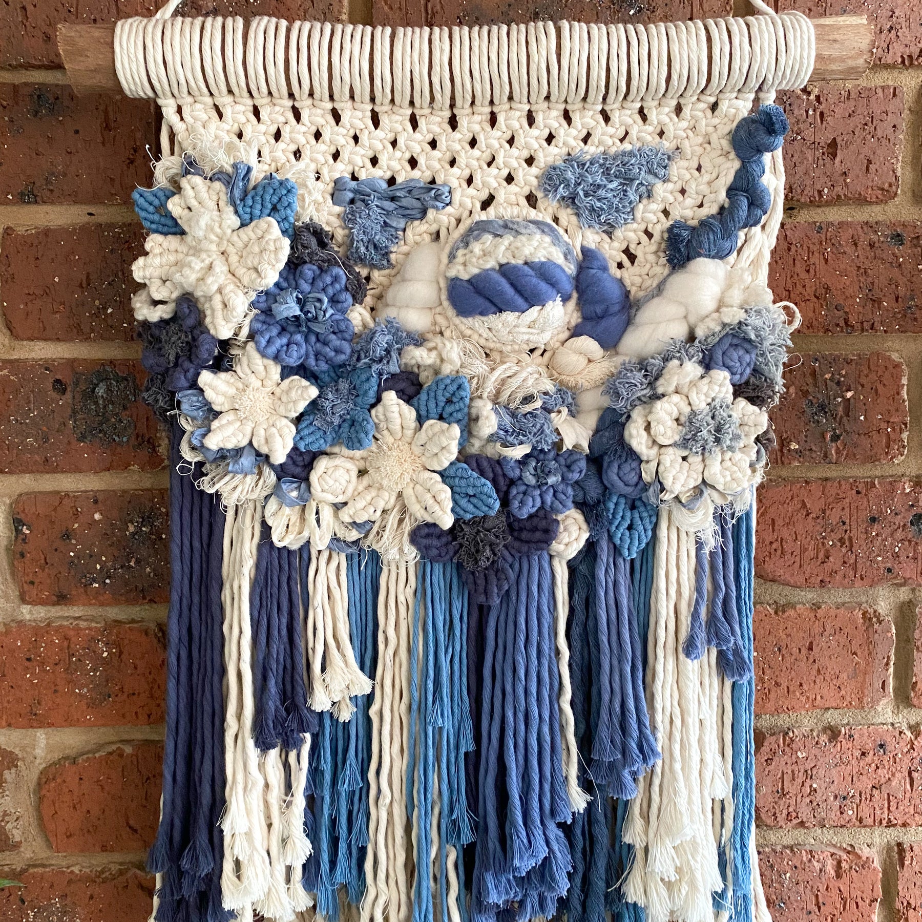 Macrame Floral Wall Hanging - Beautiful Blues