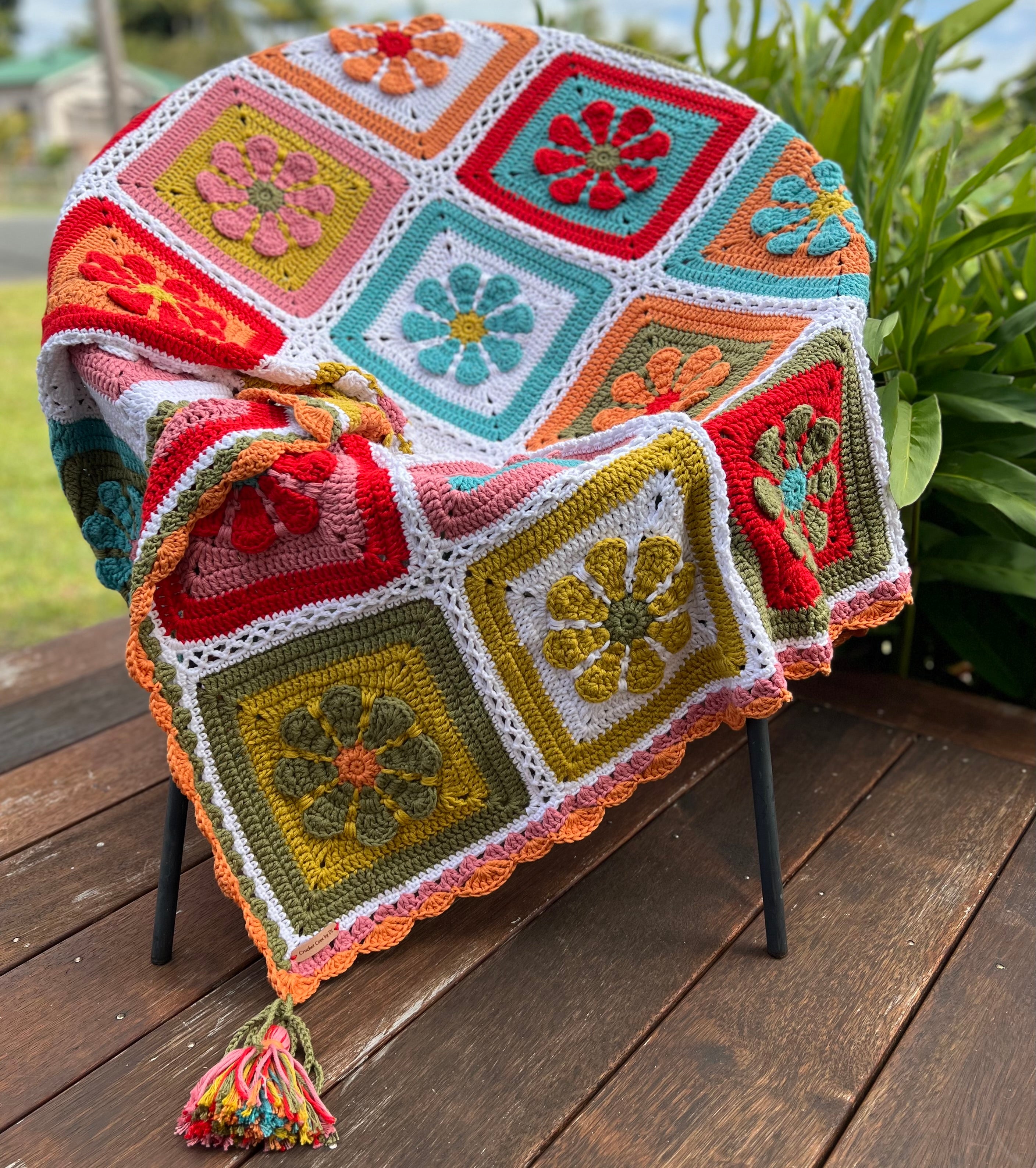 Retro Daisy Crochet Blanket