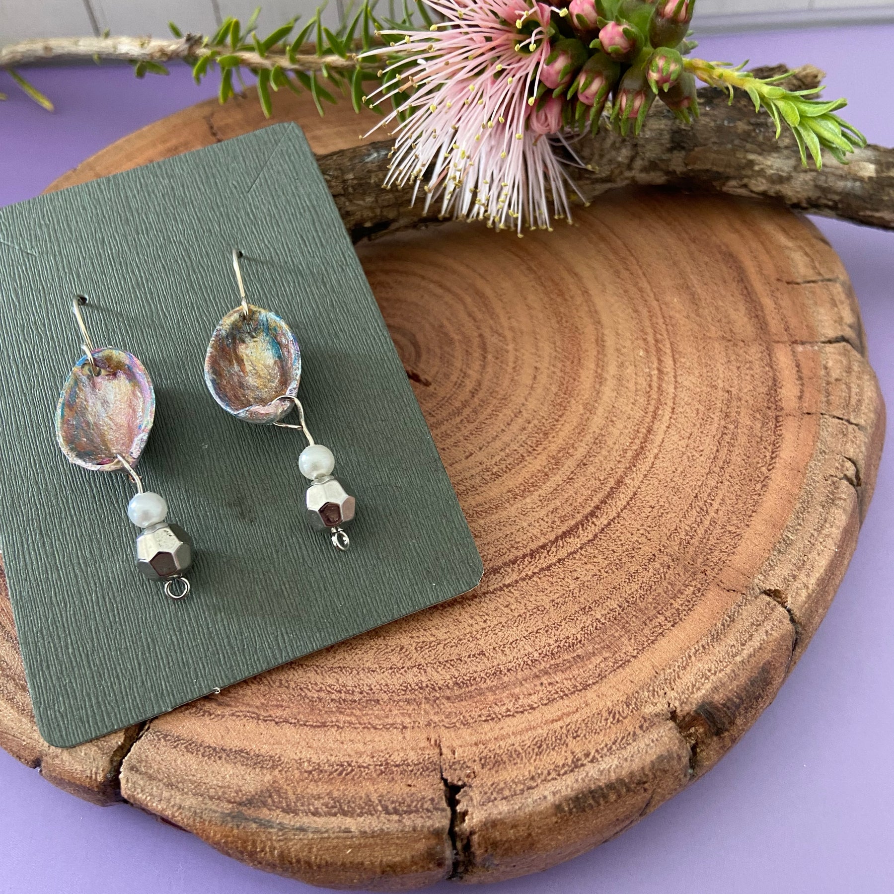 PISTACHIO SHELL EARRINGS