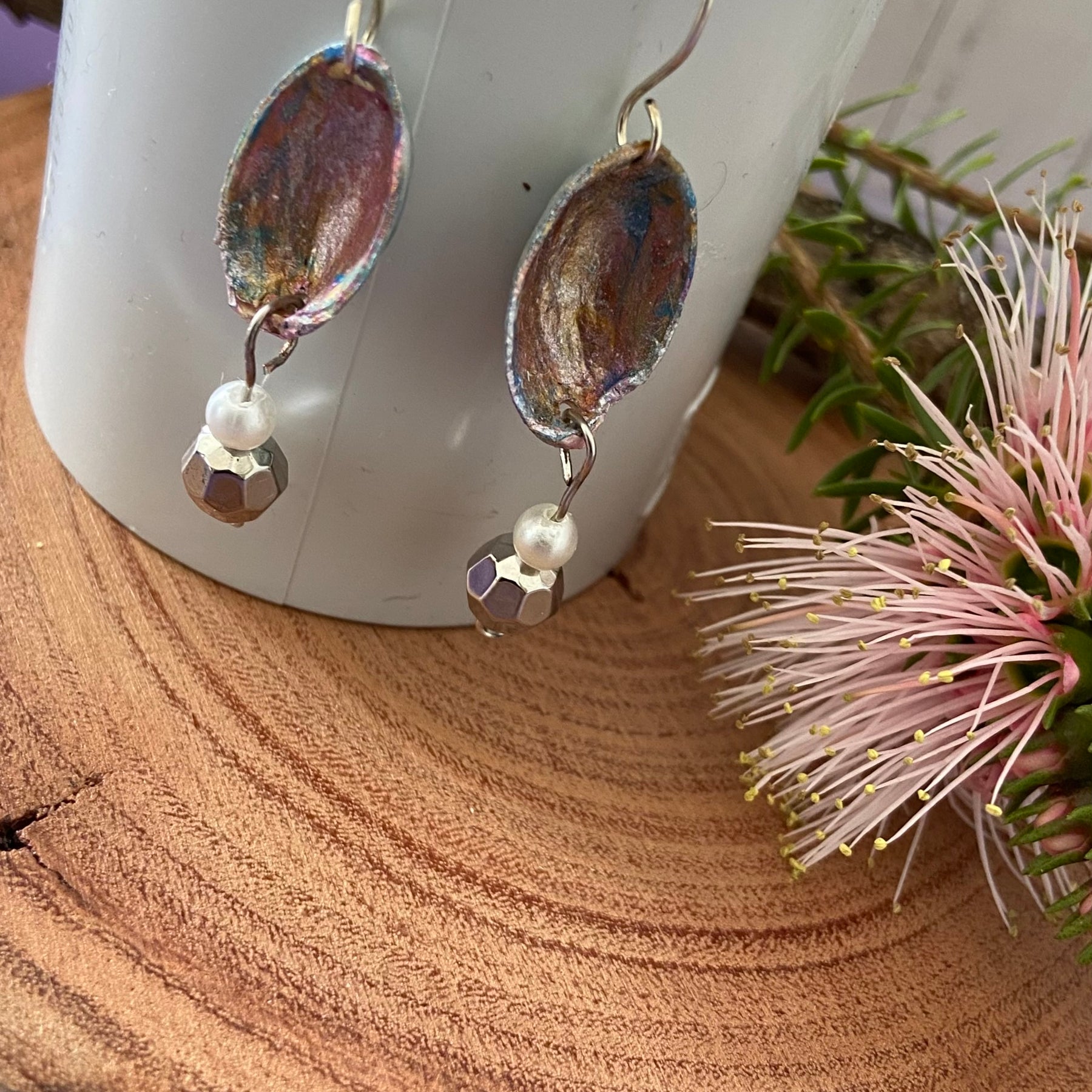 PISTACHIO SHELL EARRINGS