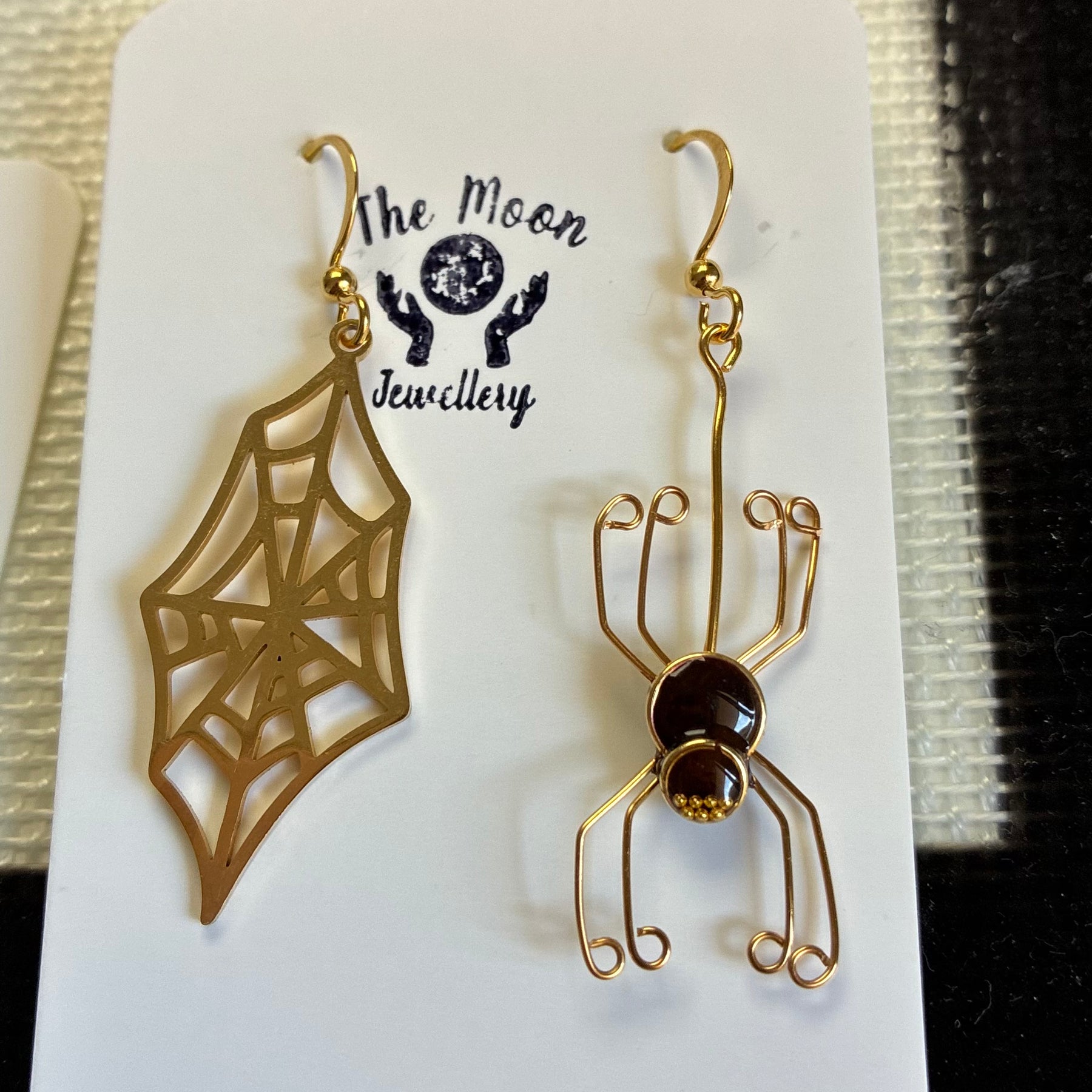 Spider earrings