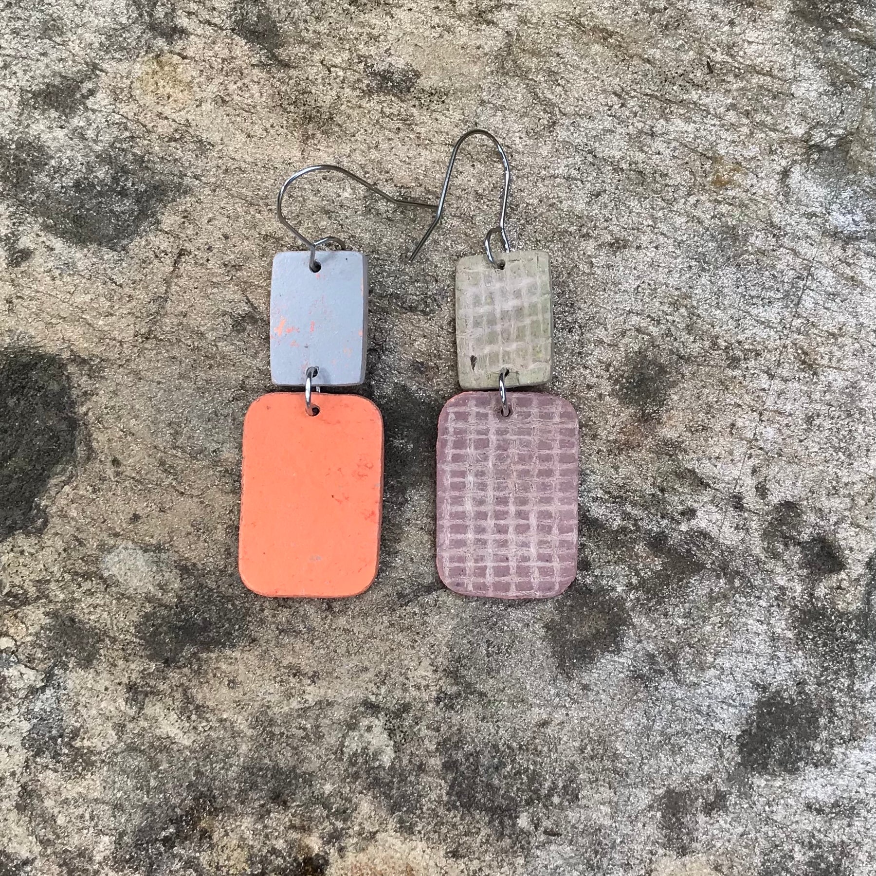 Flooring earrings