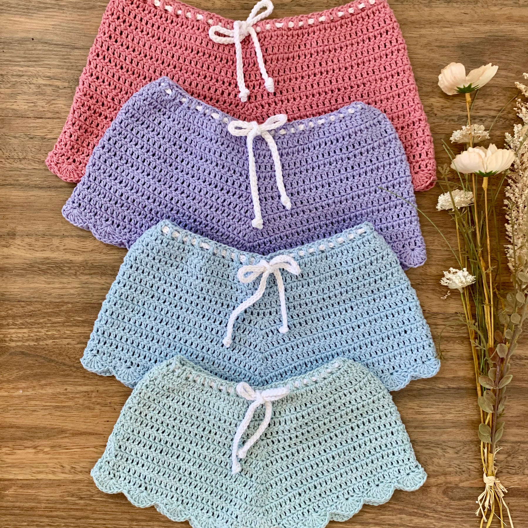 Girls Crocheted cotton shorts ,size 2/3