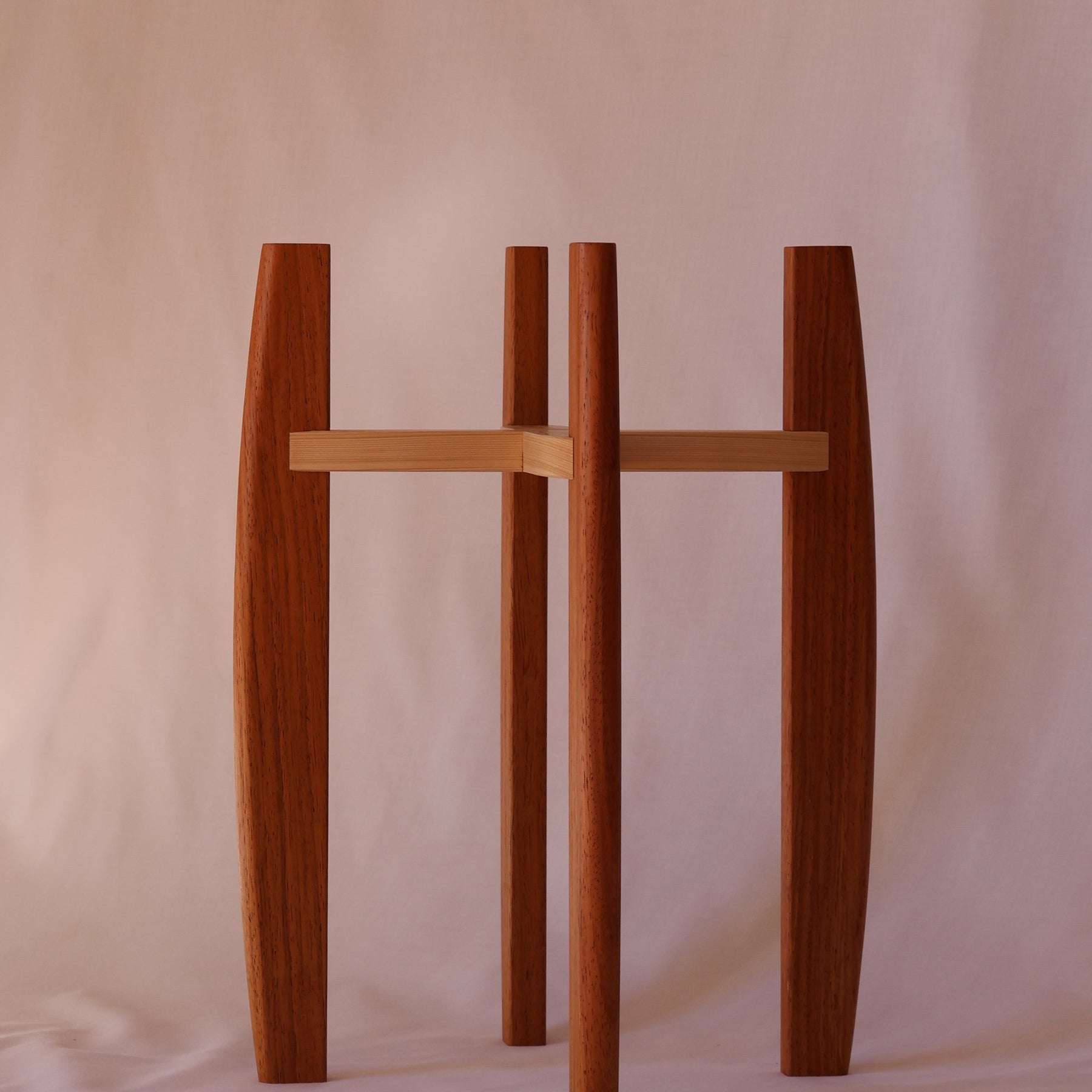 Plant stand