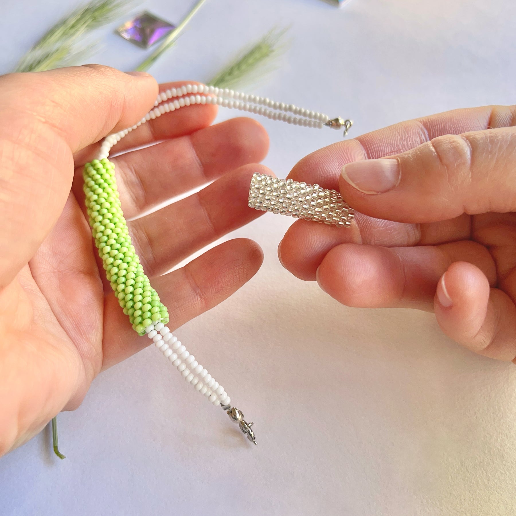 SPRING VIBES | beaded bracelet TRANSFORMER | green & silver