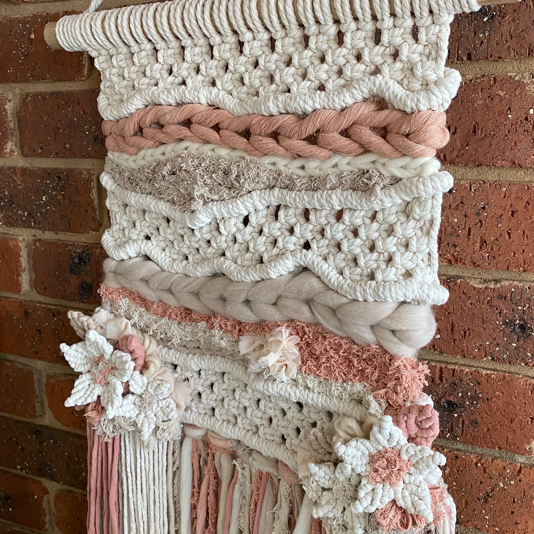 Macrame Floral Weave Wall Hanging - Neutral Tones