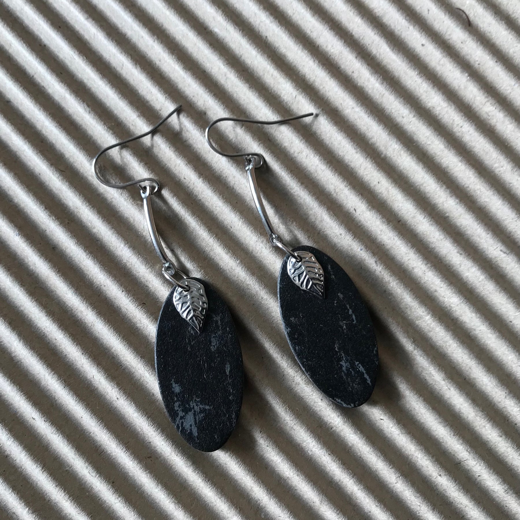 FLOORING EARRINGS