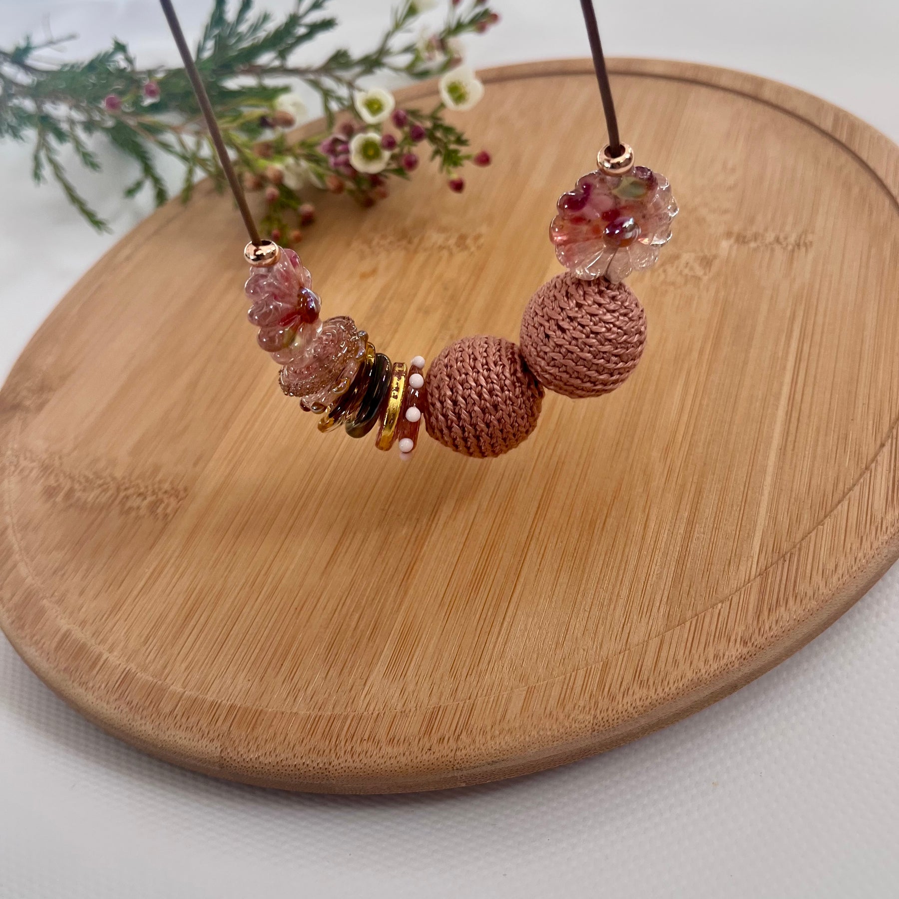 Handmade Adjustable Necklace - Delicate Daisies