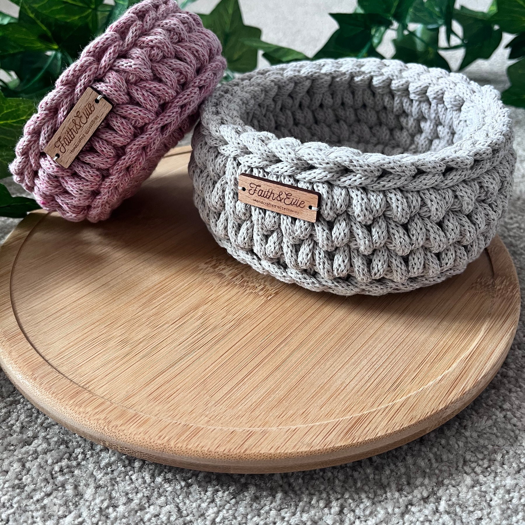Crochet Basket - mini - raspberry shake