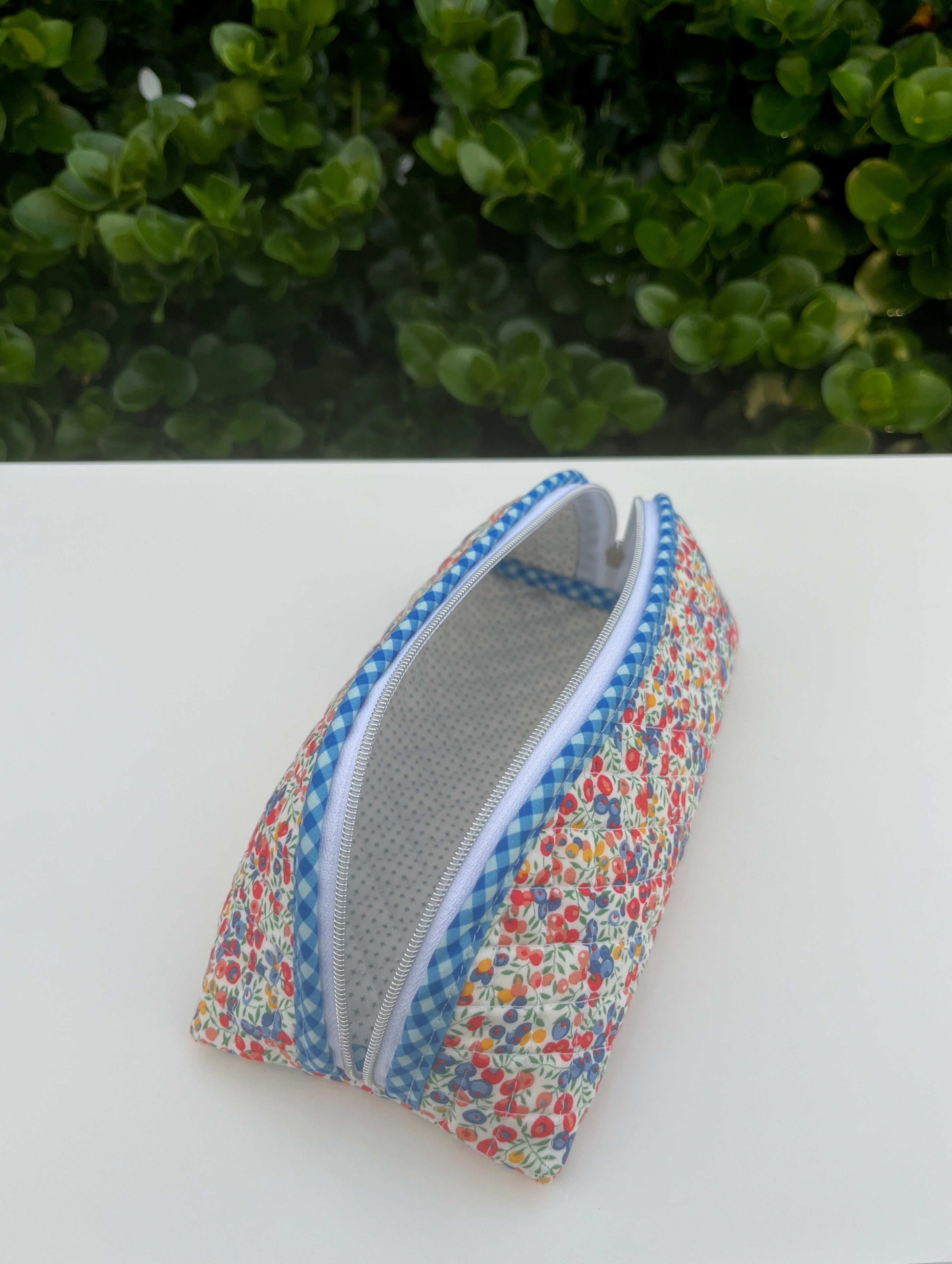 Quilted Trixie Zip Pouch – Liberty 'Wiltshire Bud Red'