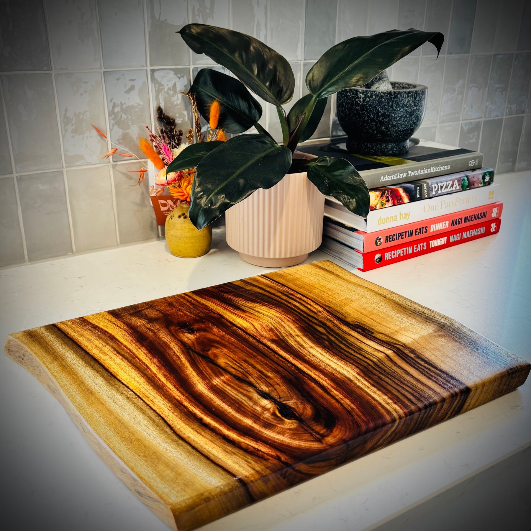 Hardwood Camphor Laurel Charcuterie Board 300x415x25mm