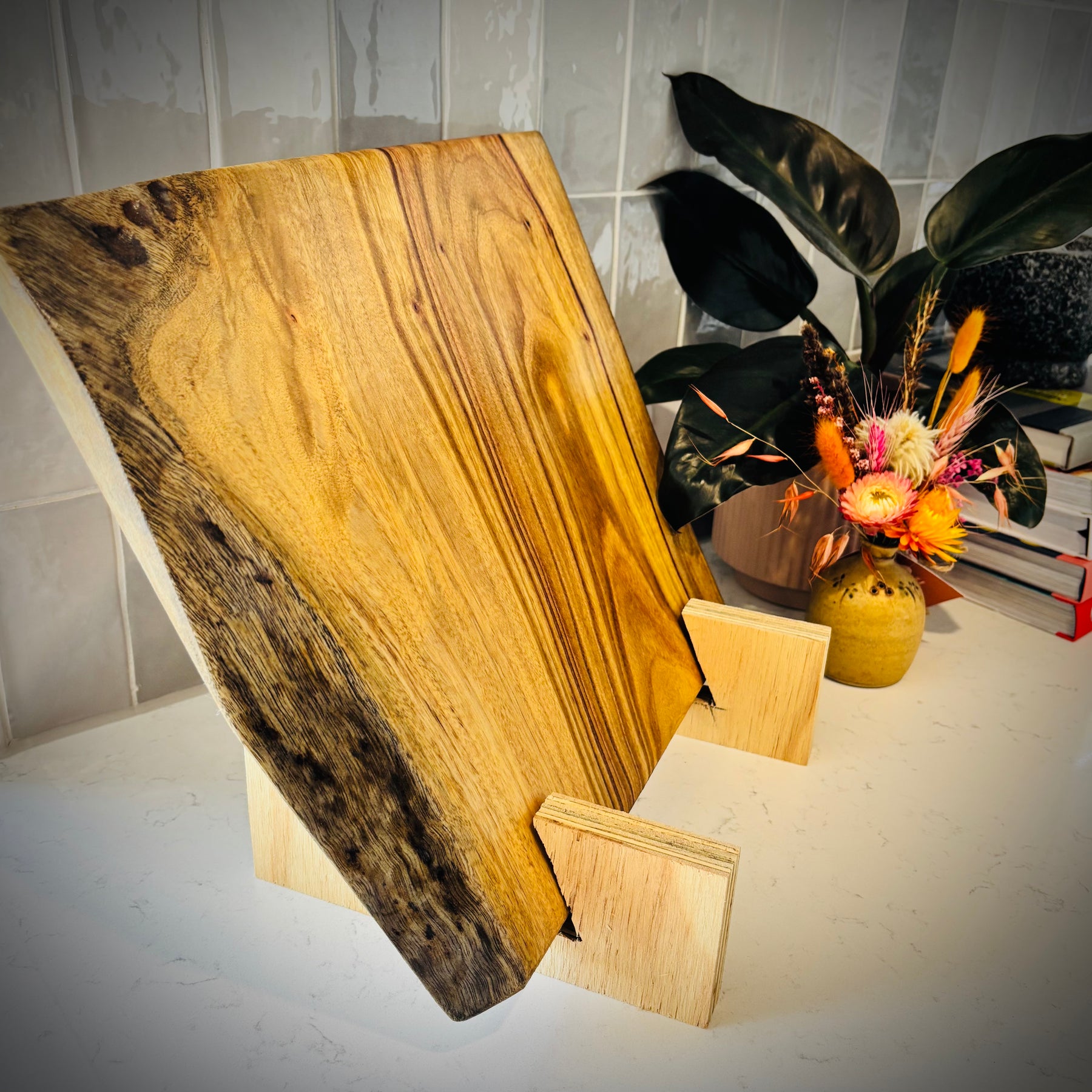 Hardwood Camphor Laurel Charcuterie Board 300x385x25mm