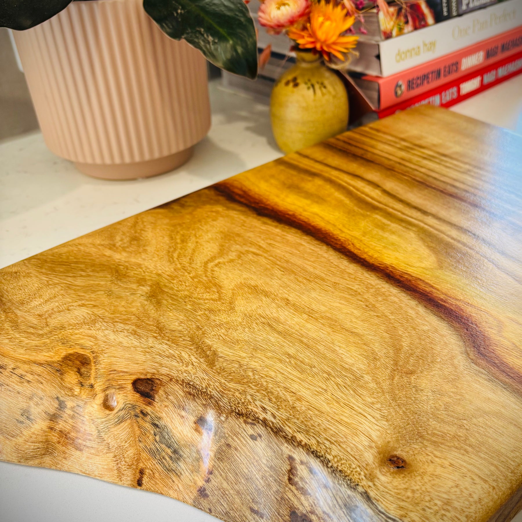 Hardwood Camphor Laurel Charcuterie Board 300x460x25mm