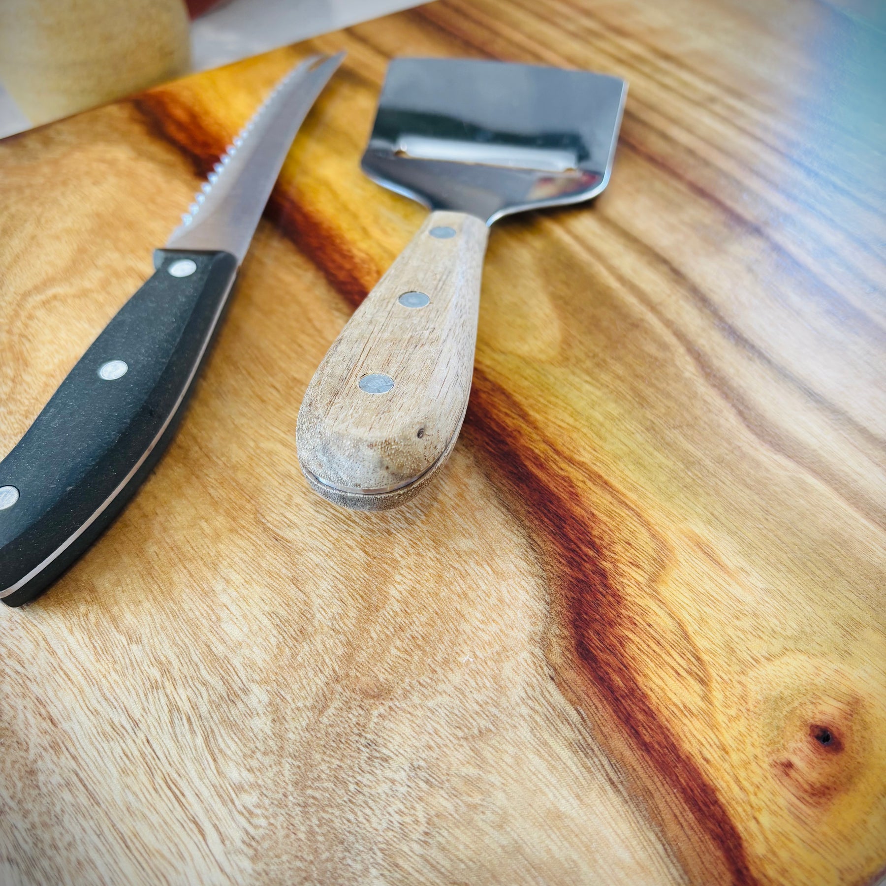 Hardwood Camphor Laurel Charcuterie Board 300x460x25mm