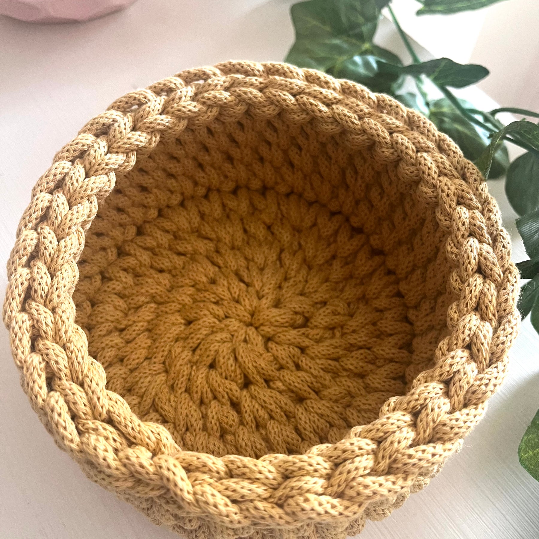 Crochet basket - small - honey