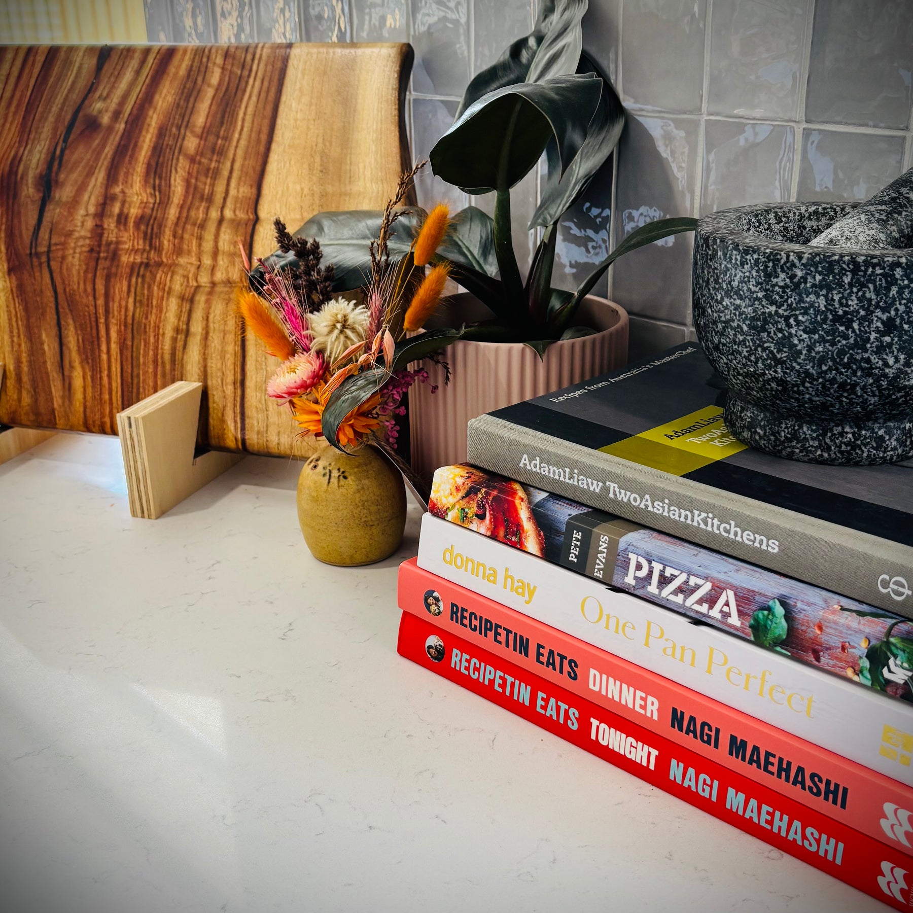 Hardwood Camphor Laurel Charcuterie Board 300x445x25mm