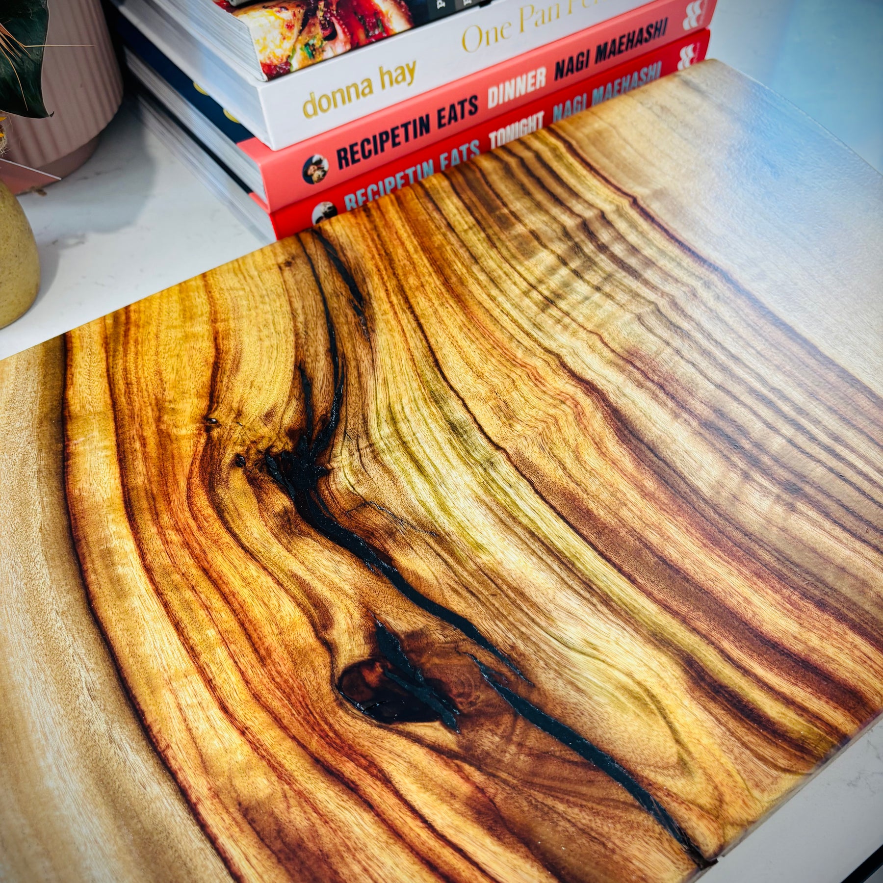 Hardwood Camphor Laurel Charcuterie Board 300x445x25mm