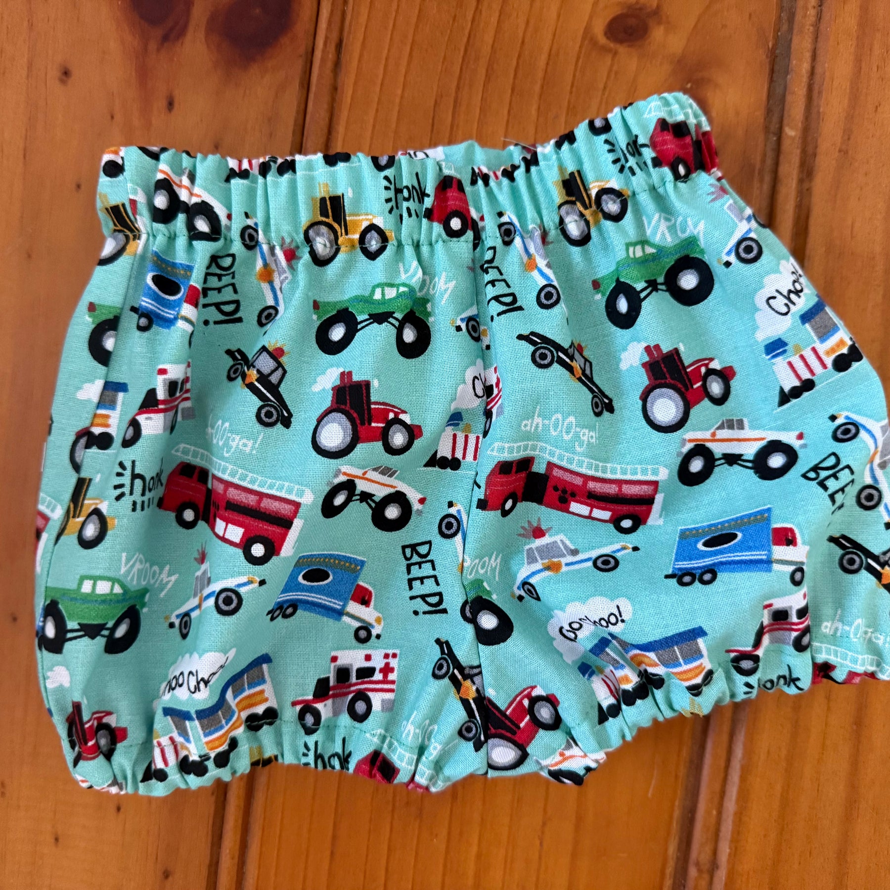 Baby boys bloomers and tank set size 0000
