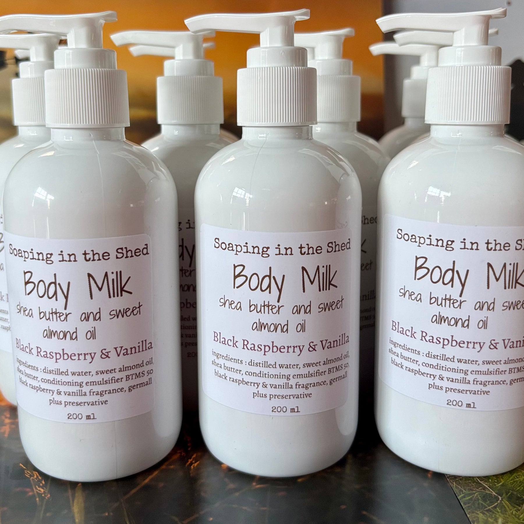Body Milk with Black Raspberry and Vanilla Fragrance.