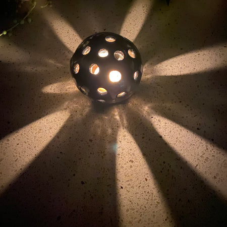 Round Ceramic Tea-light Holder|Handmade Pottery|Vase Frog