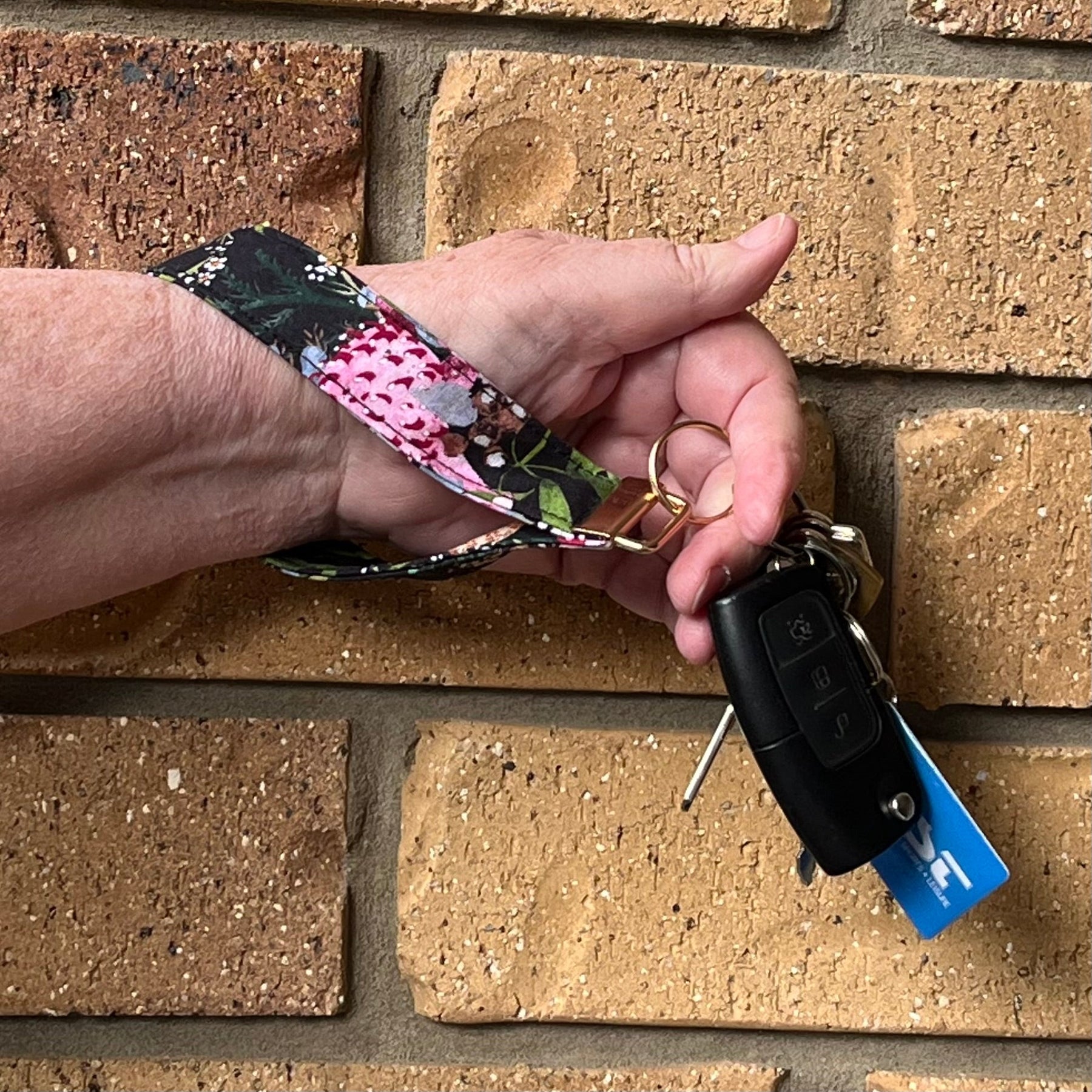 Keychain Wristlet | Gift