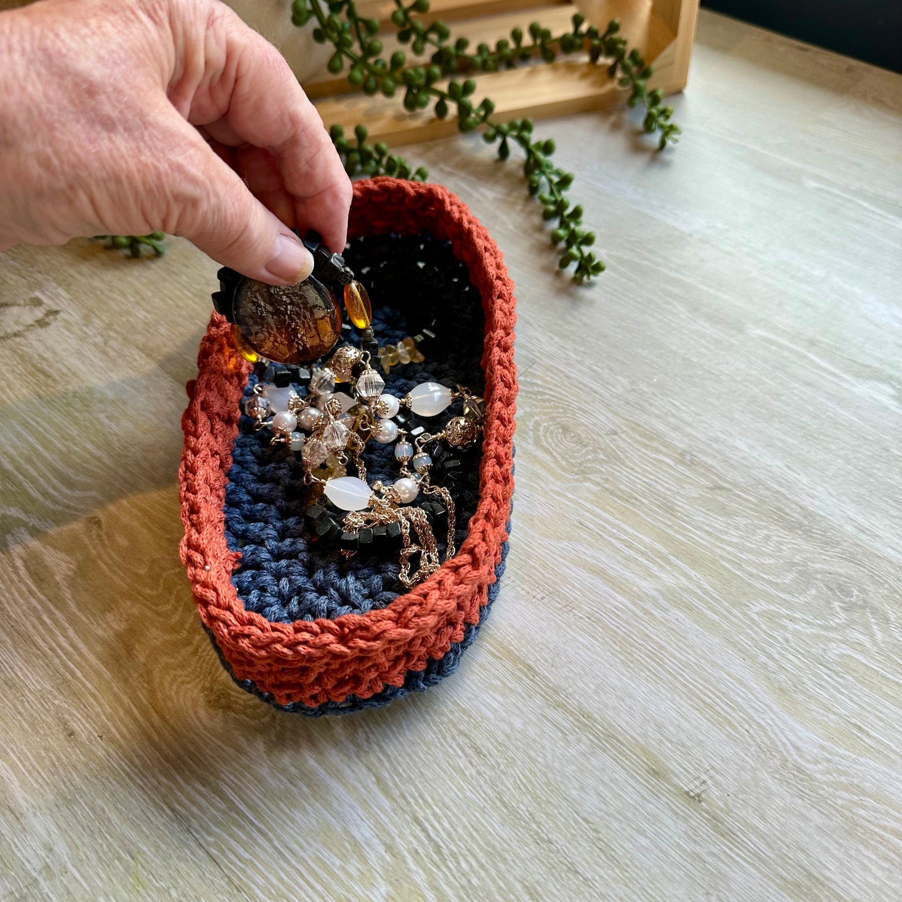 Oval Crochet Basket – Handmade Organiser for Glasses, Keys & Jewellery