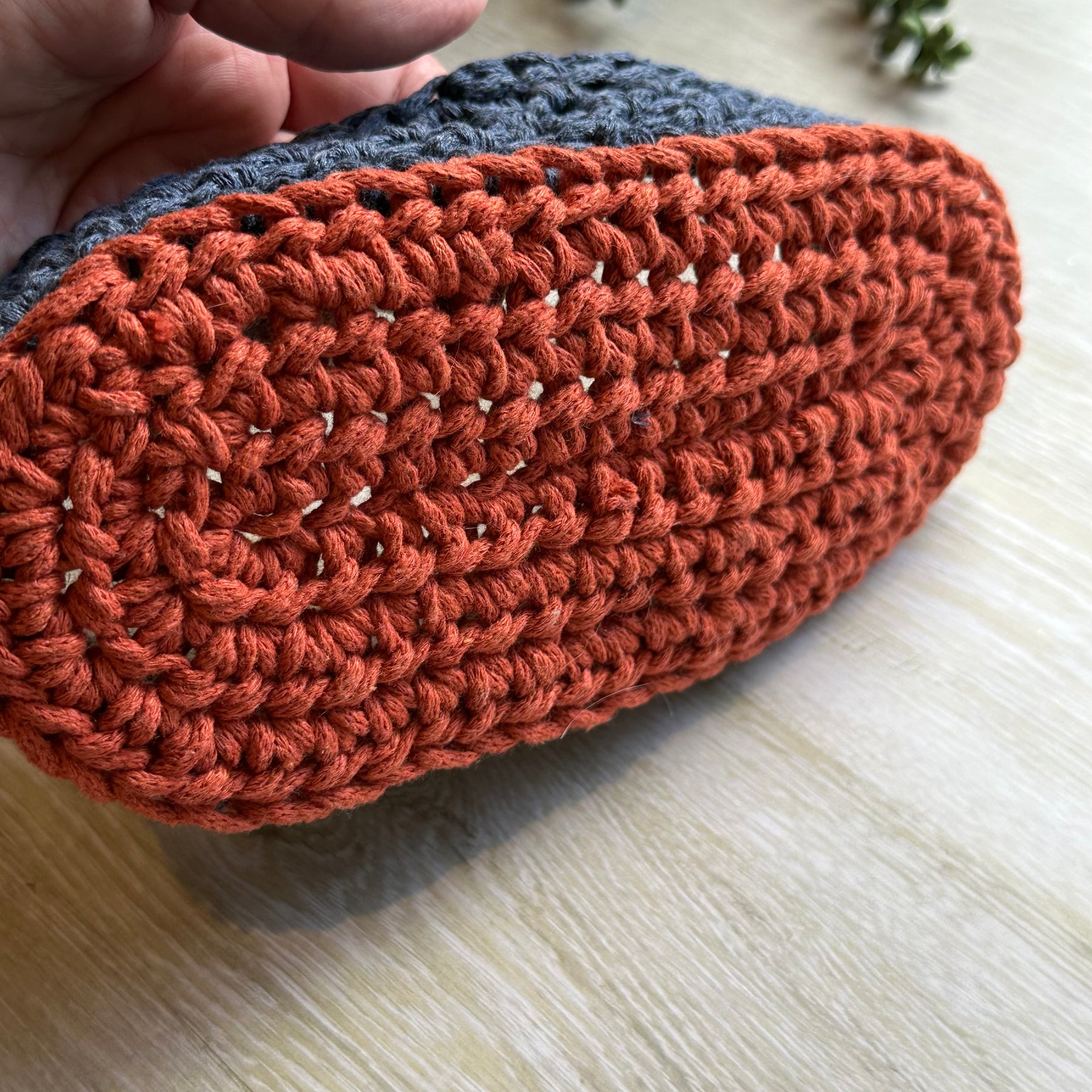 Oval Crochet Basket – Handmade Organiser for Glasses, Keys & Jewellery