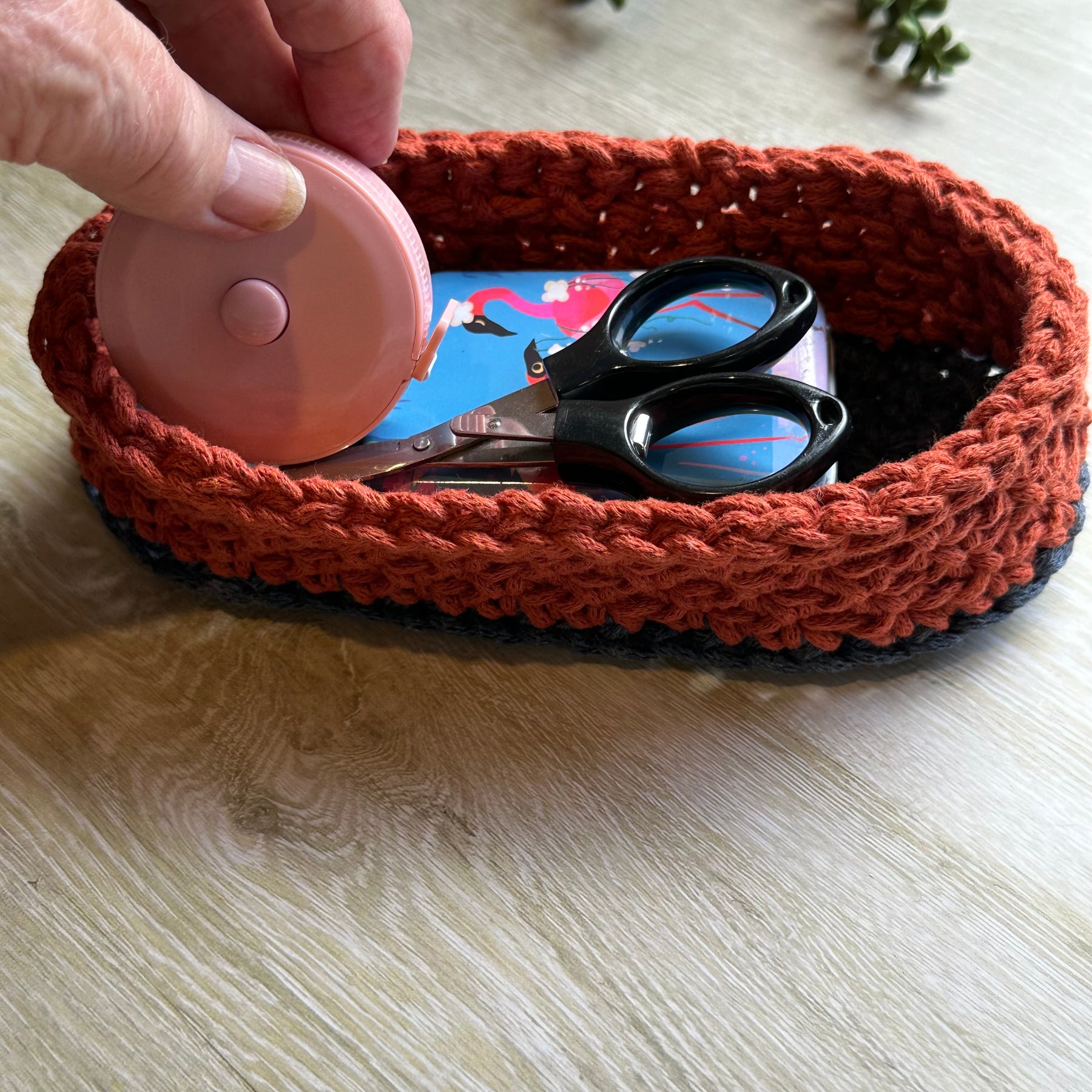 Oval Crochet Basket – Handmade Organiser for Glasses, Keys & Jewellery
