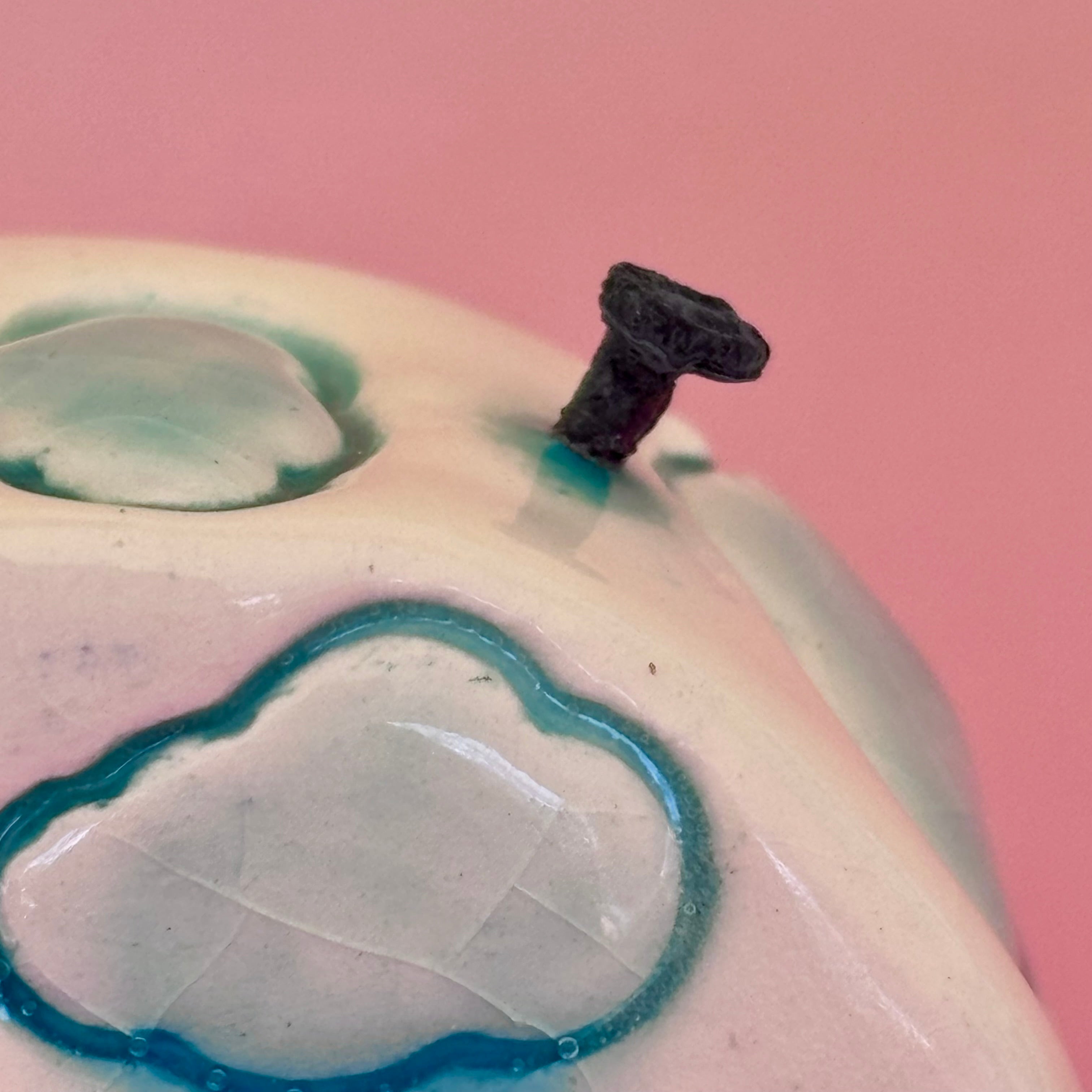 Small Retro Collectable Ceramic Caravan