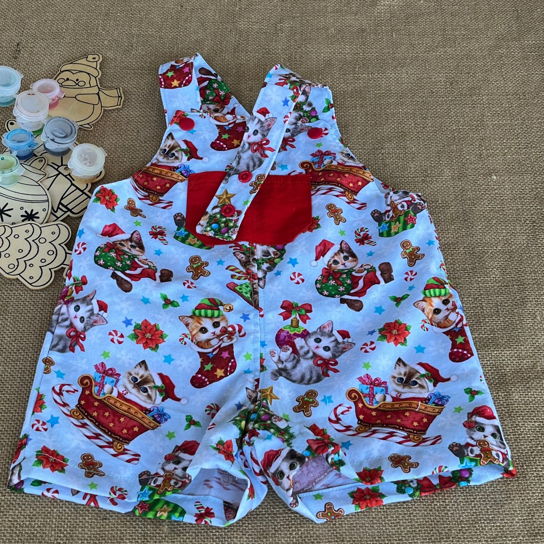Christmas baby overalls/shorts | cute kittens