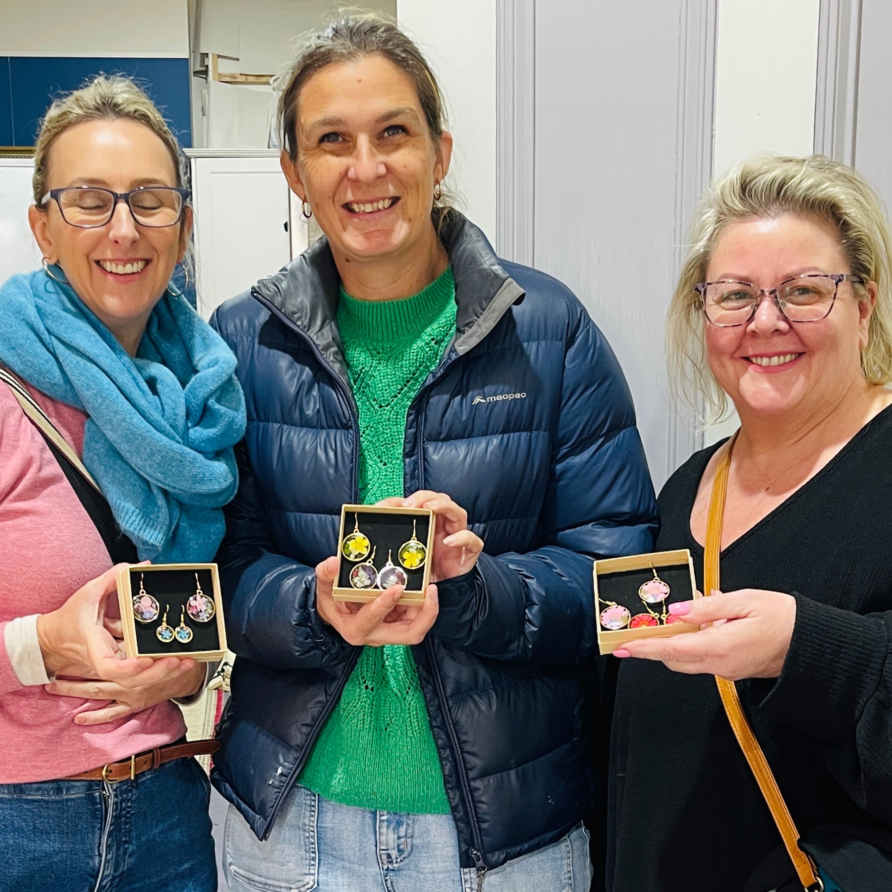 DIY UV Resin Botanical Jewellery Kit