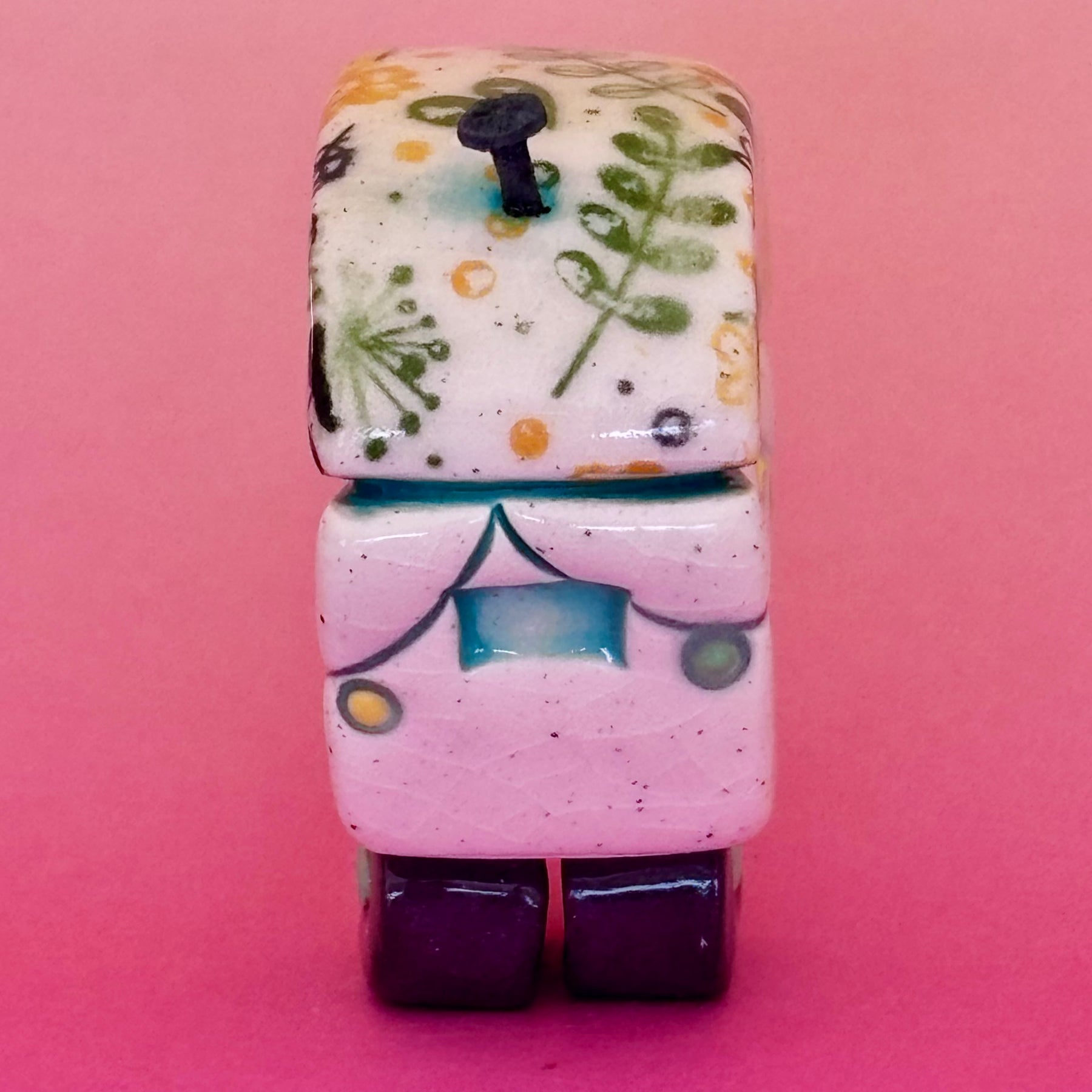 Small Retro Collectable Ceramic Caravan