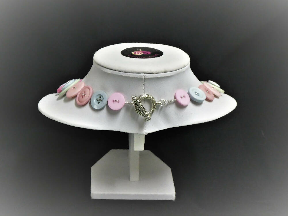 Button necklace - Fairy Floss